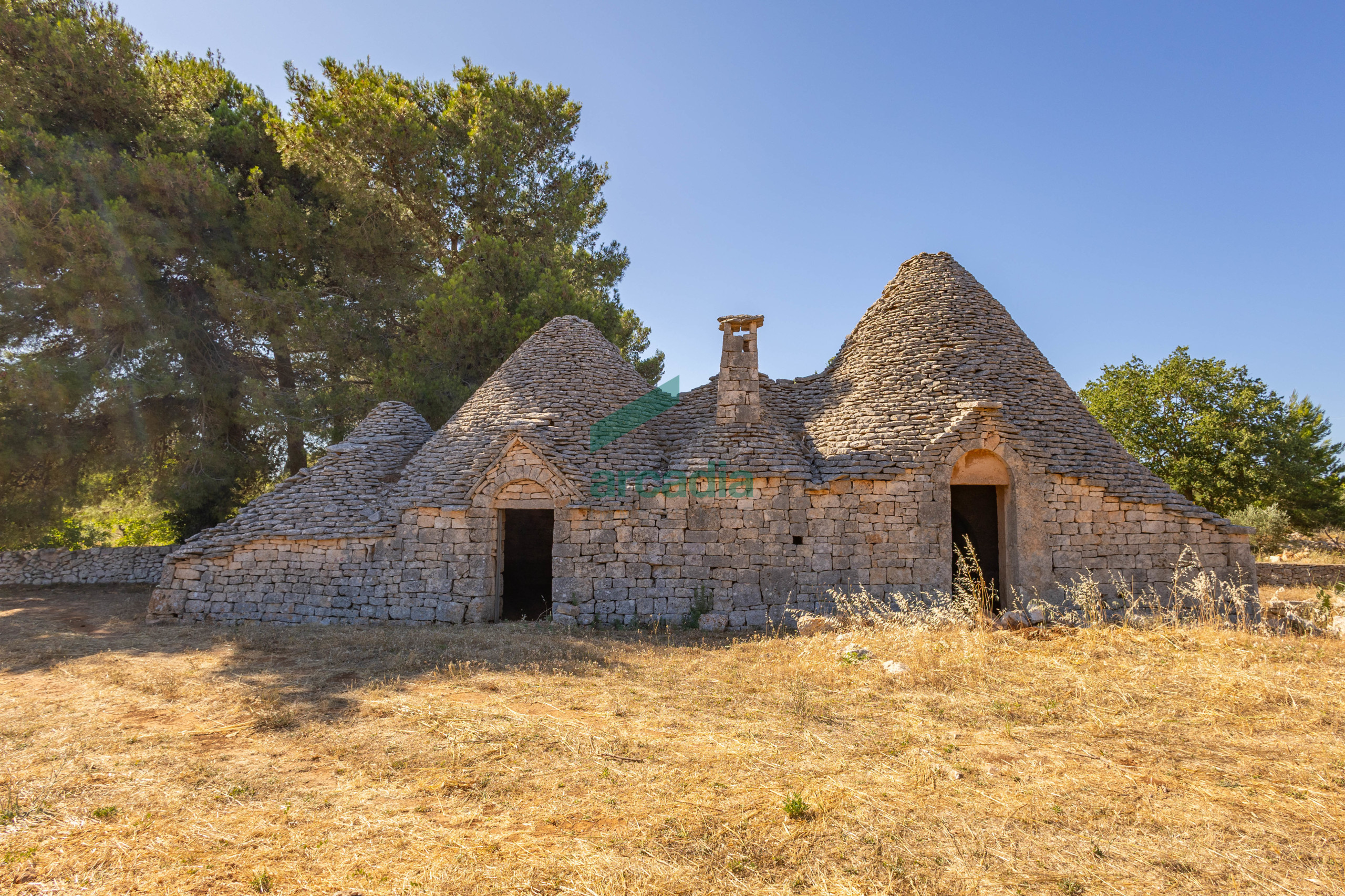 Casa indipendente da ristrutturare in contrada scrasciolla 13, Alberobello