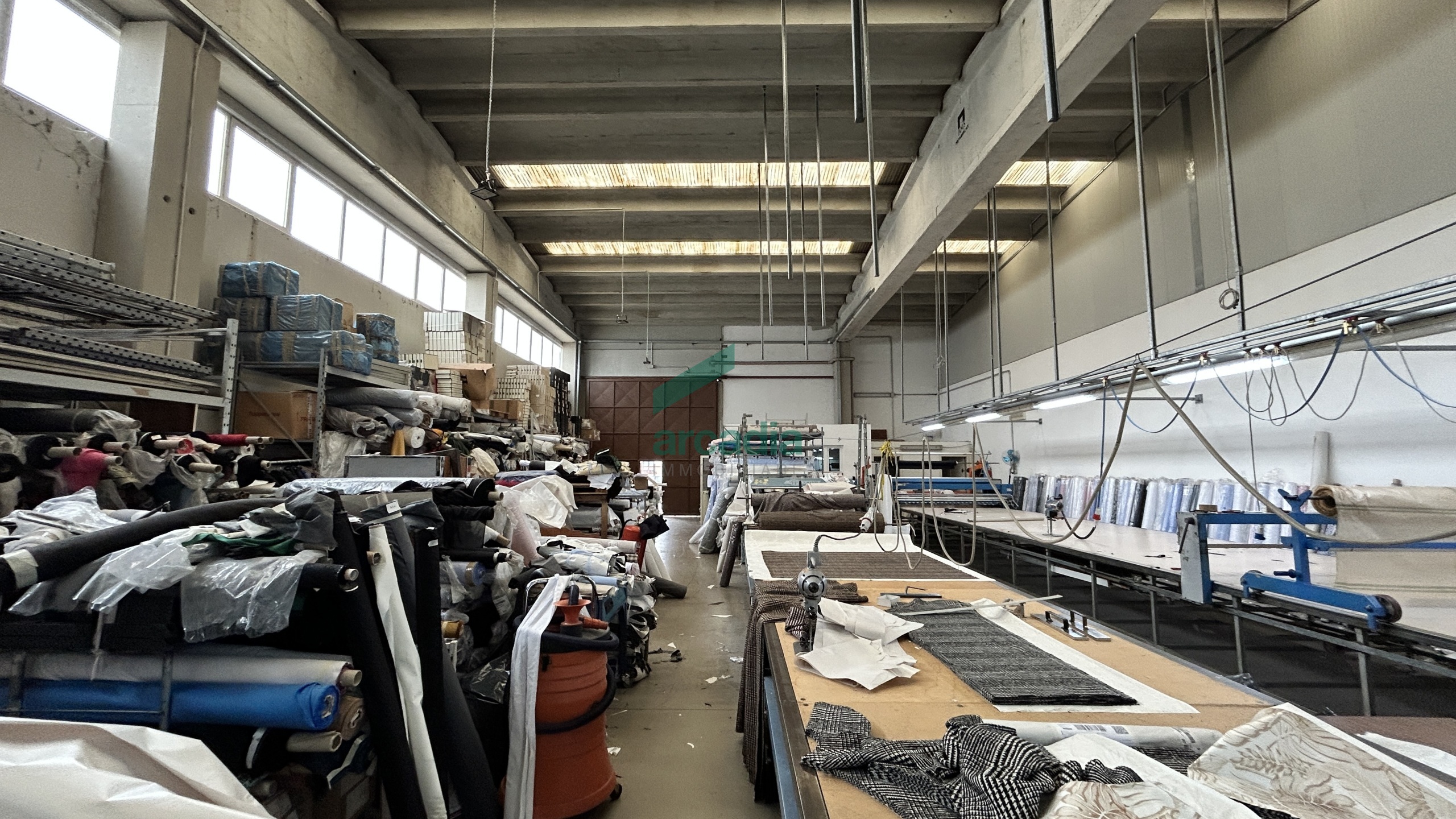 Capannone da ristrutturare in via dei vetrai 5, Modugno