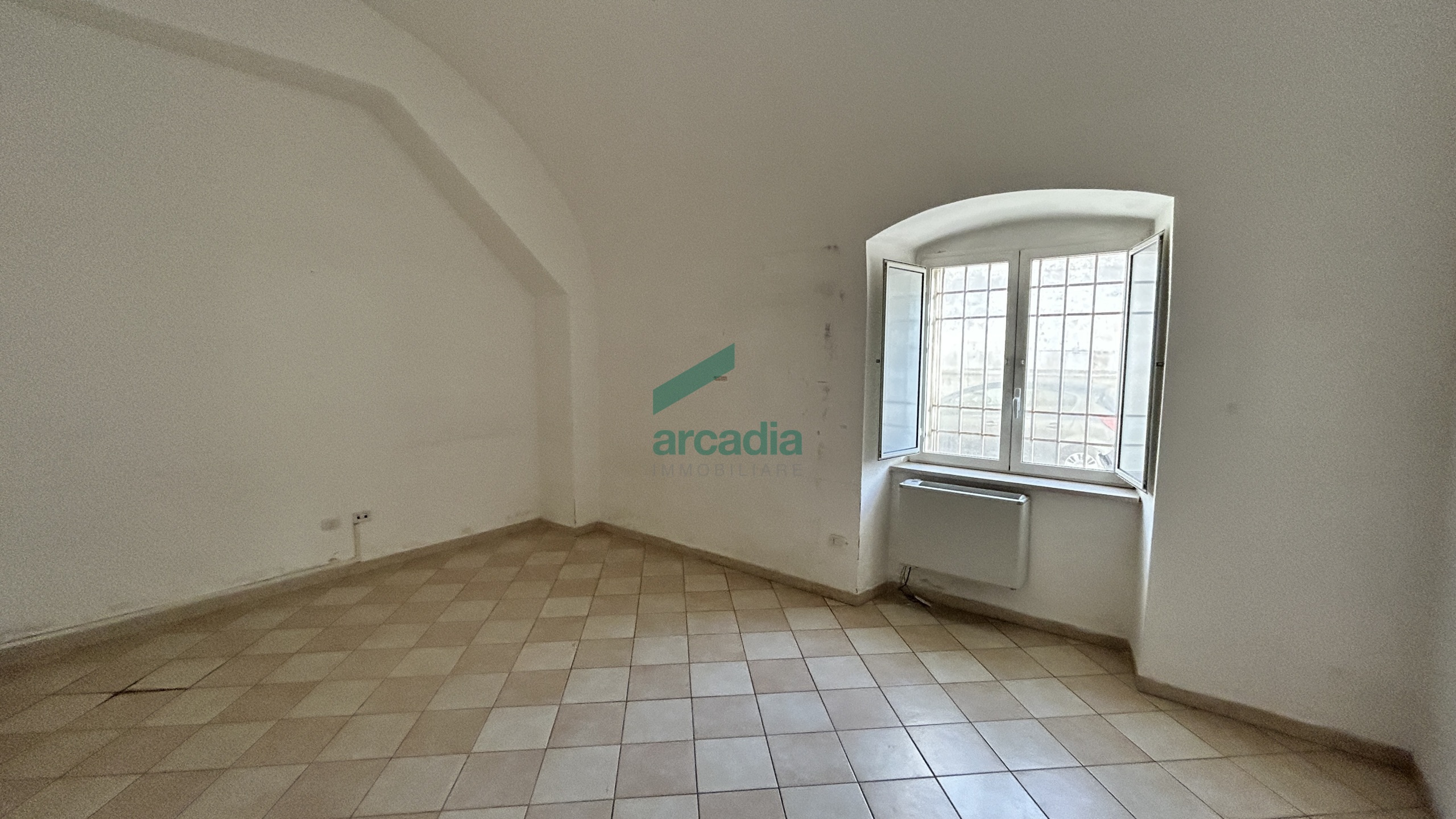 Locale commerciale in affitto in via bellino 4, Bitritto