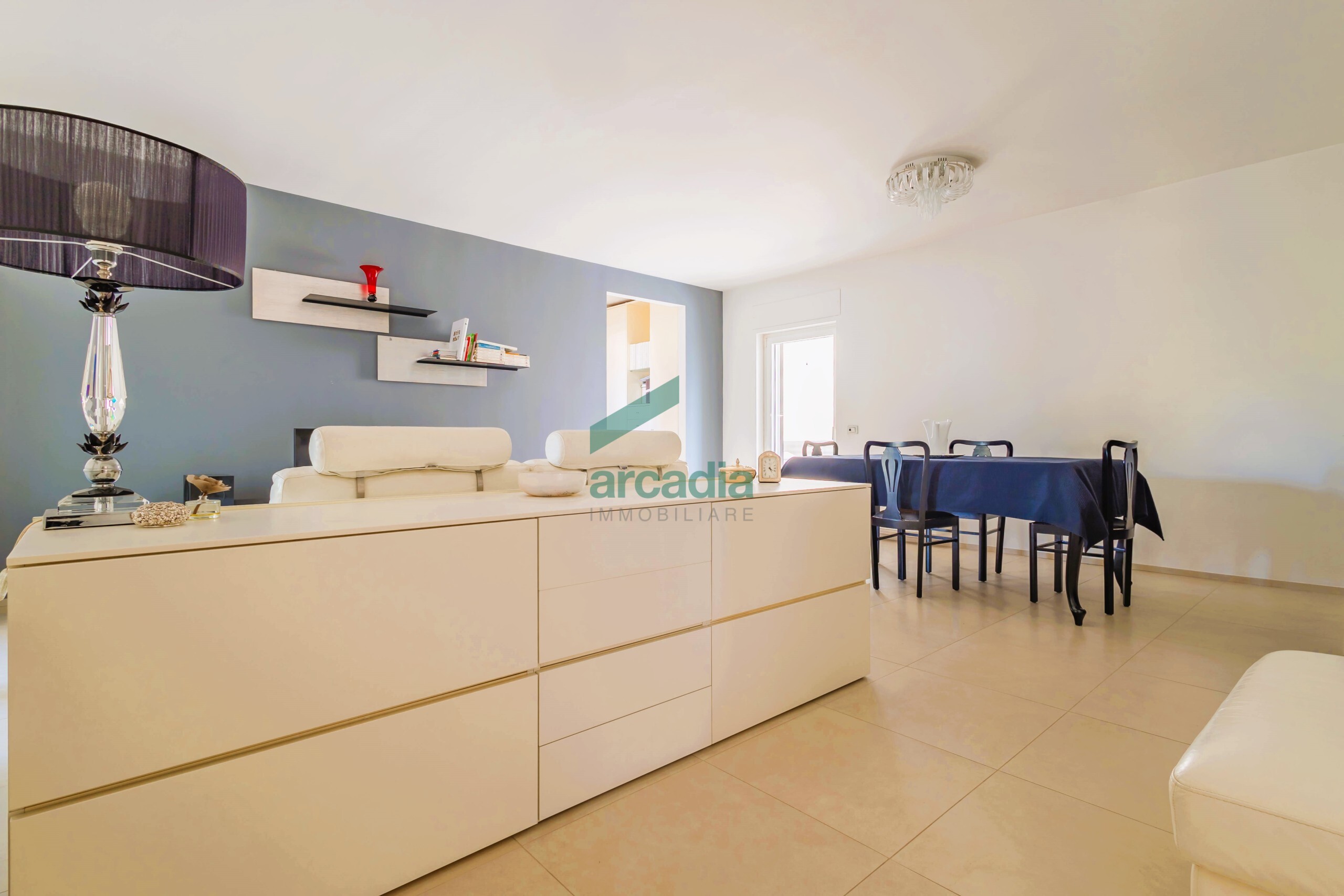 Quadrilocale con giardino in via rosario livatino 97, Bari