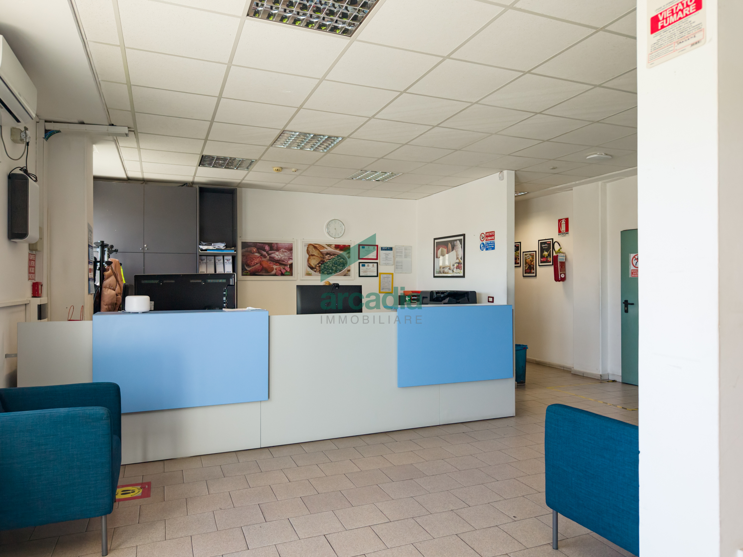 Capannone in vendita in via casamassima 91, Capurso