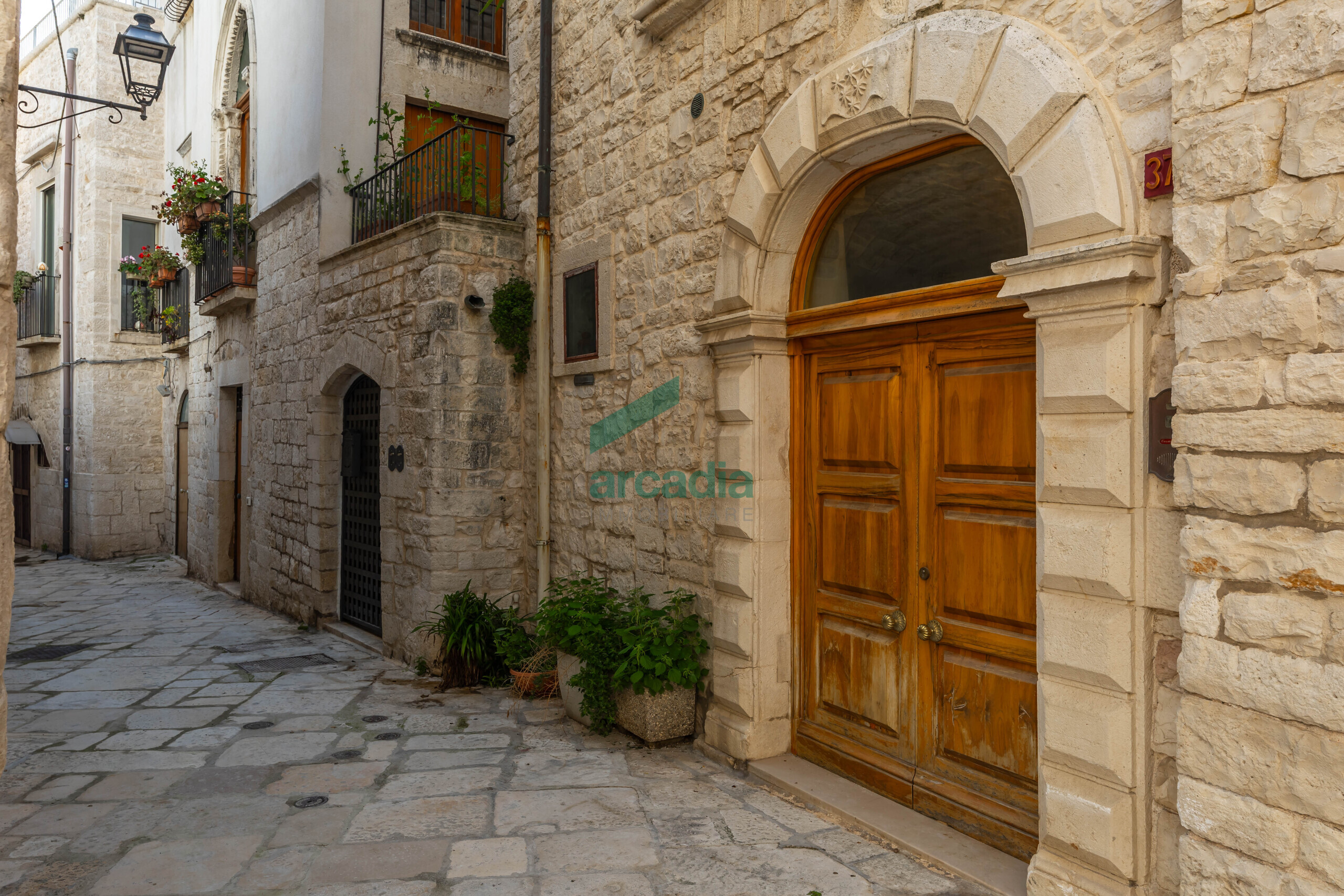 Quadrilocale ristrutturato in via spirito santo 37, Giovinazzo