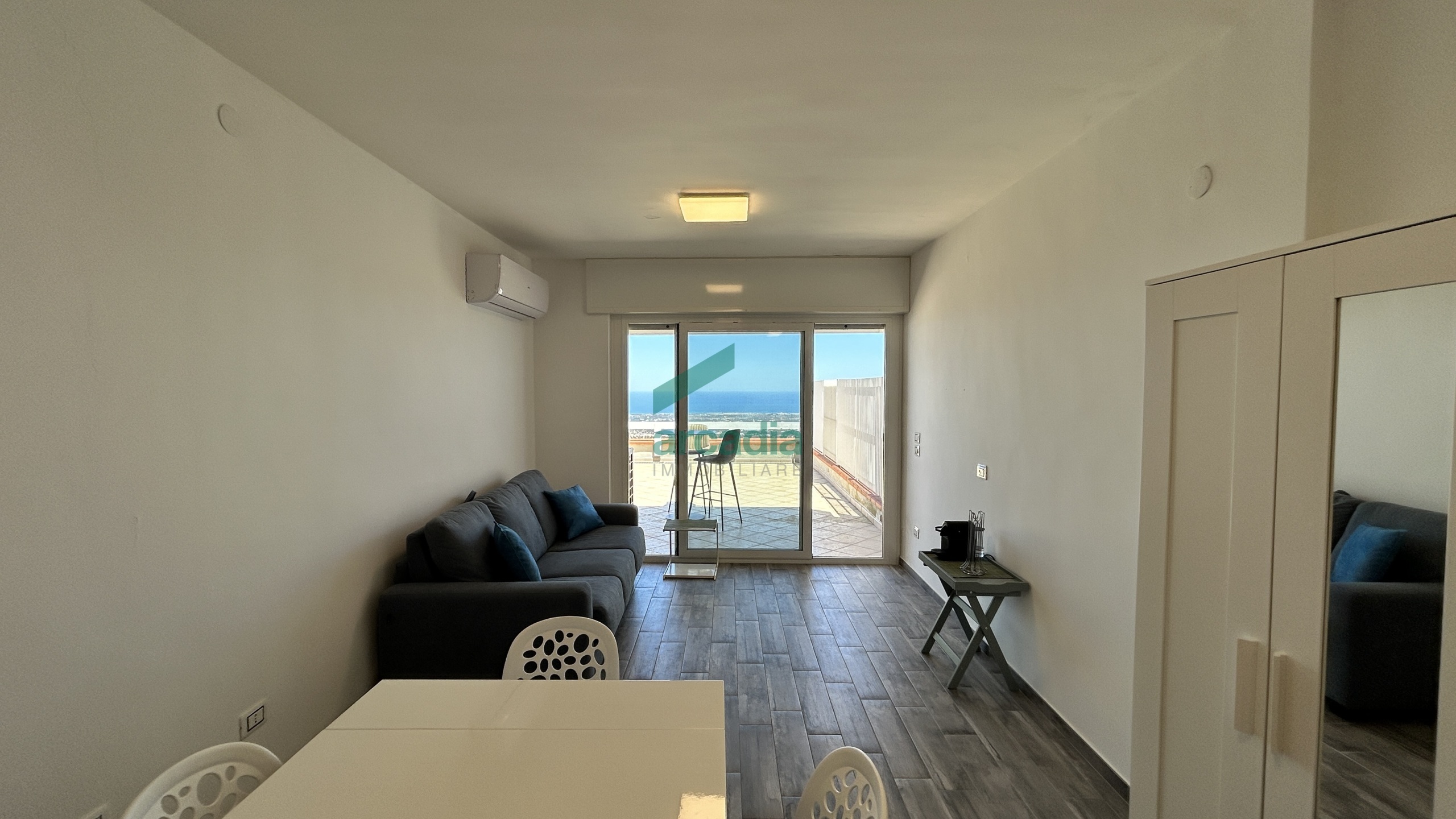Monolocale vista mare in viale delle querce 3, Fasano