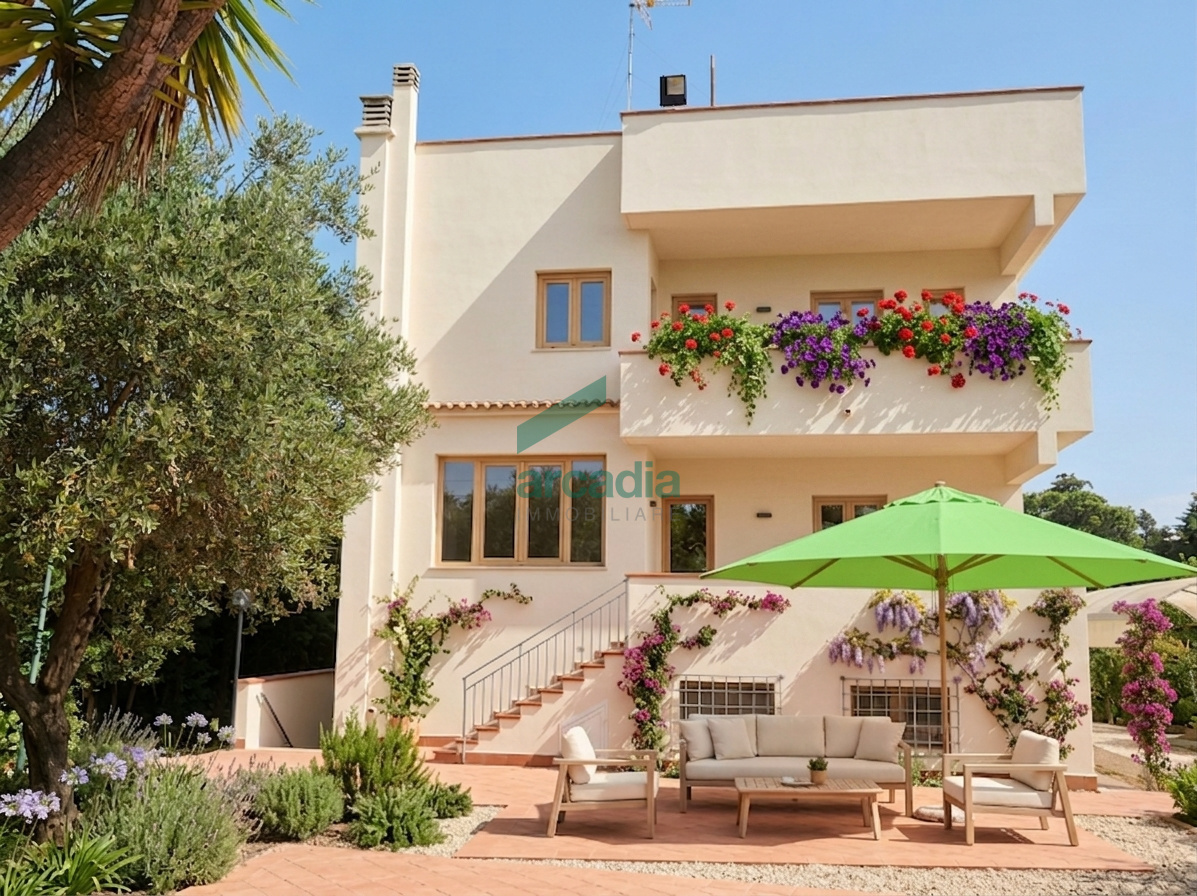 Villa con giardino in via nazionale 8/h, Bari