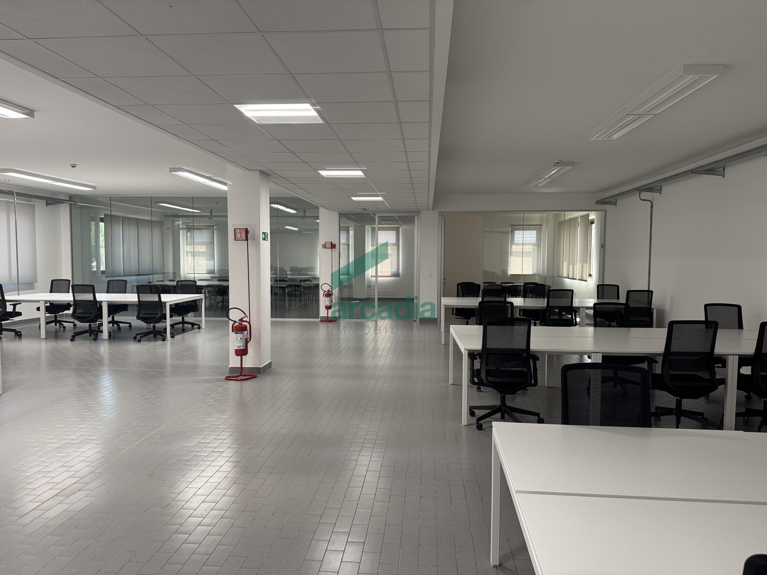 Ufficio a basso consumo in via saverio milella 2/bis, Bari