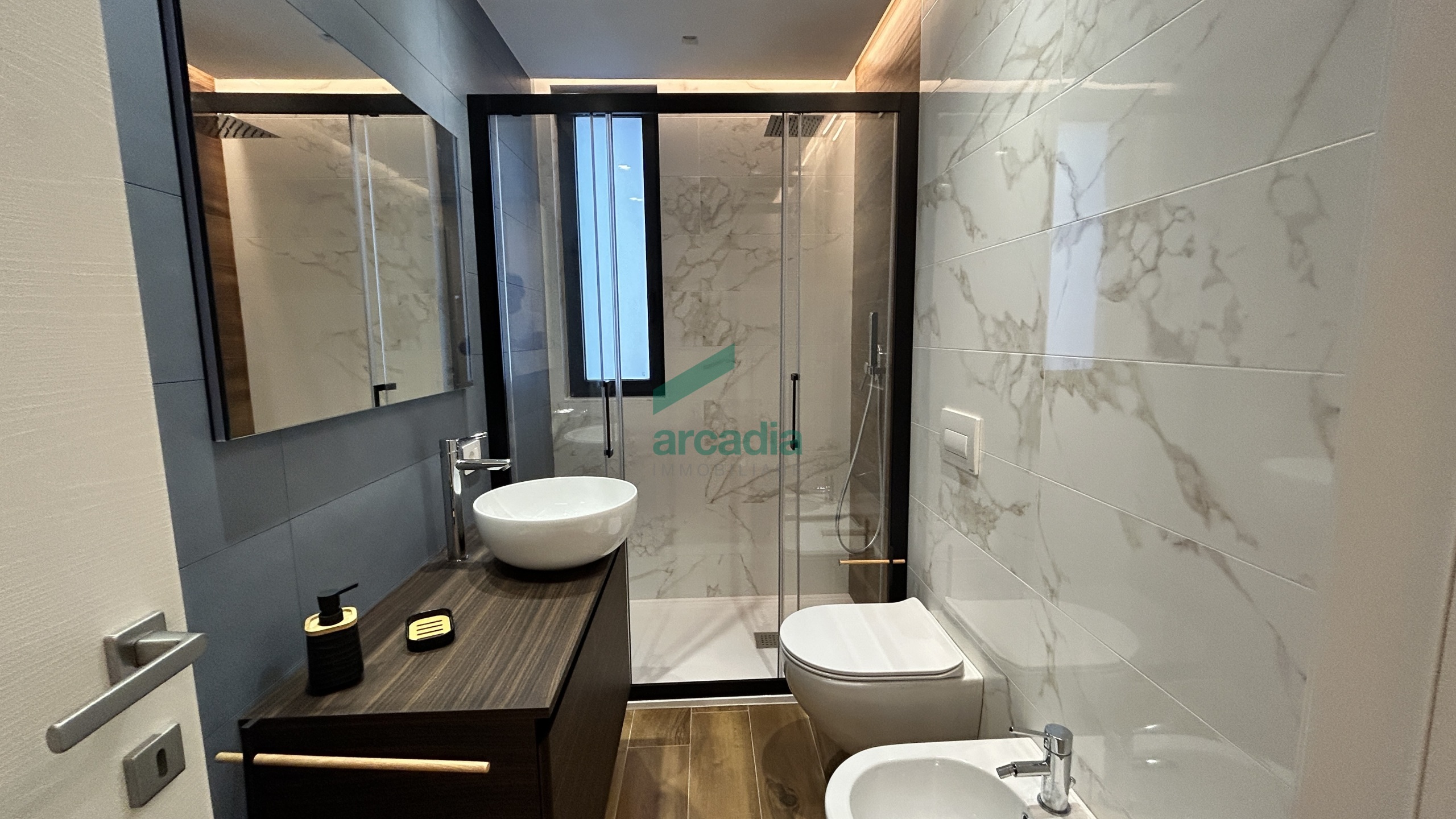 Bilocale nuovo in via pietro giannone 25, Bari