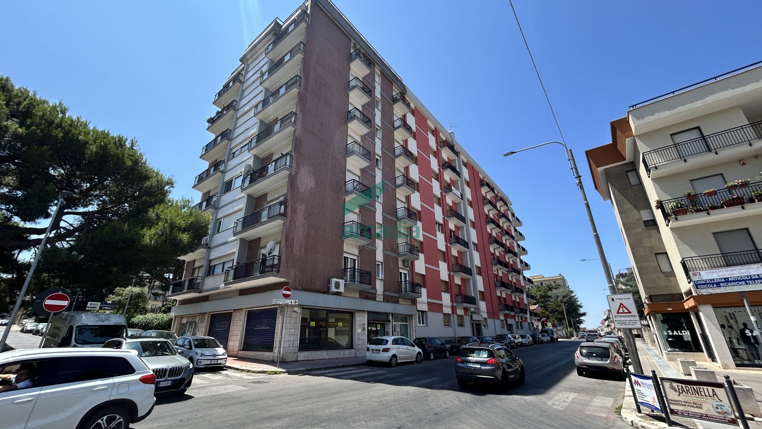 Attico con terrazzo in viale tenente pietro sbiroli 1, Putignano