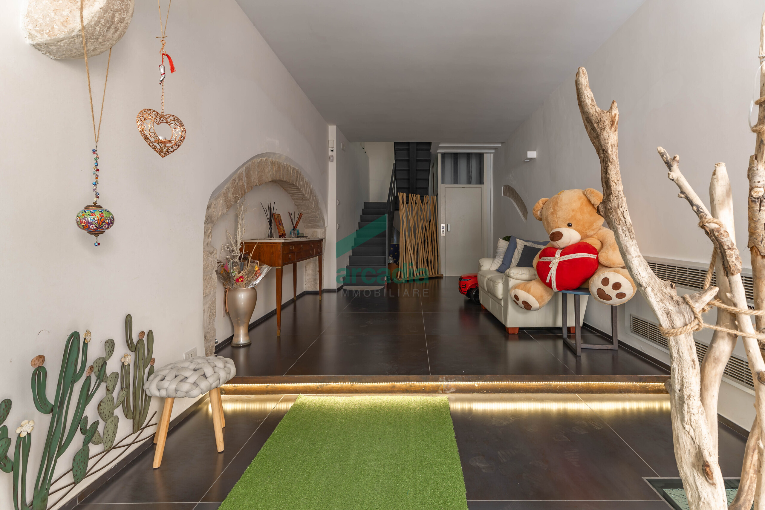 Casa indipendente con terrazzo in via piazza 50, Molfetta