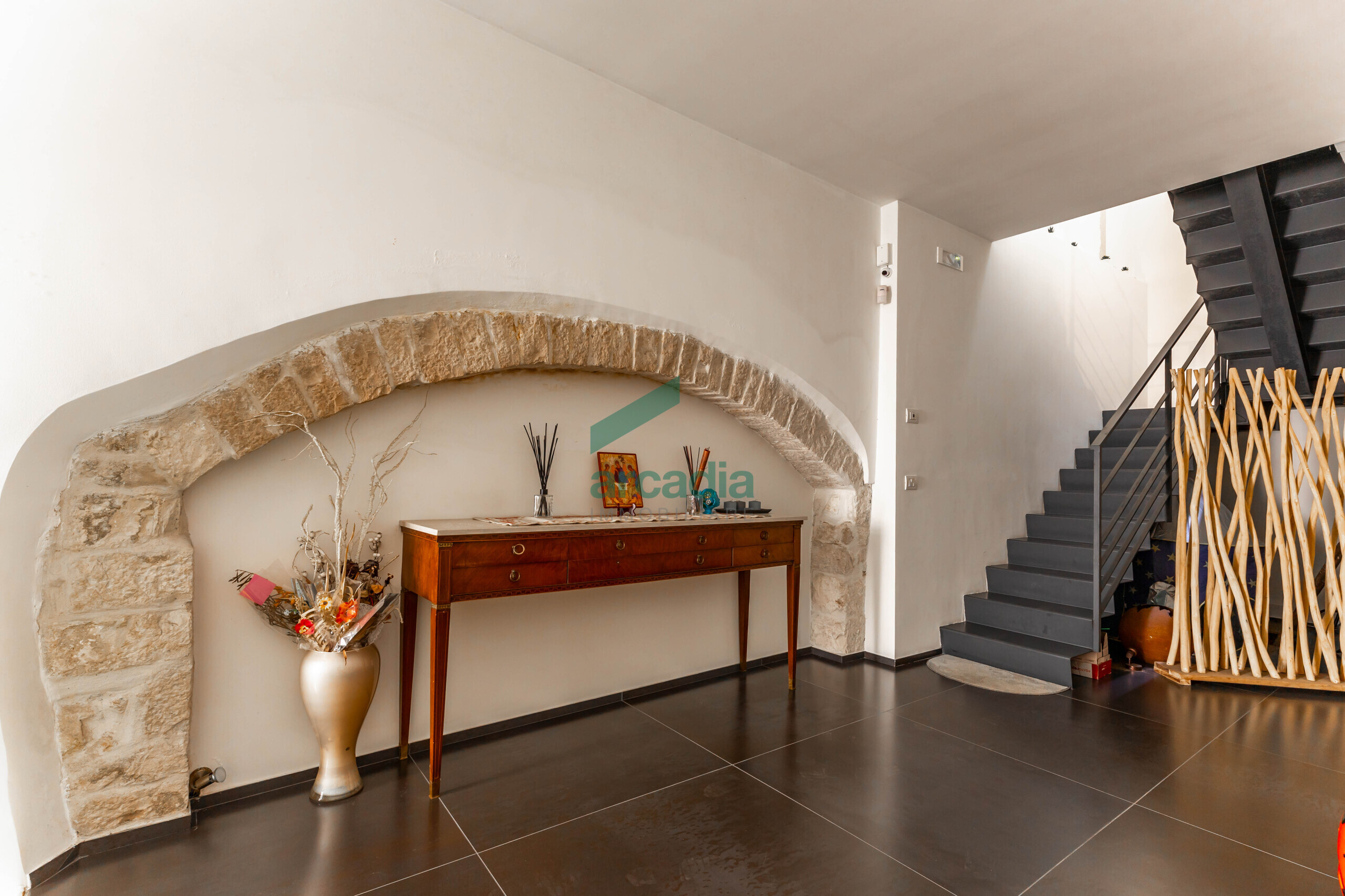 Casa indipendente con terrazzo in via piazza 50, Molfetta