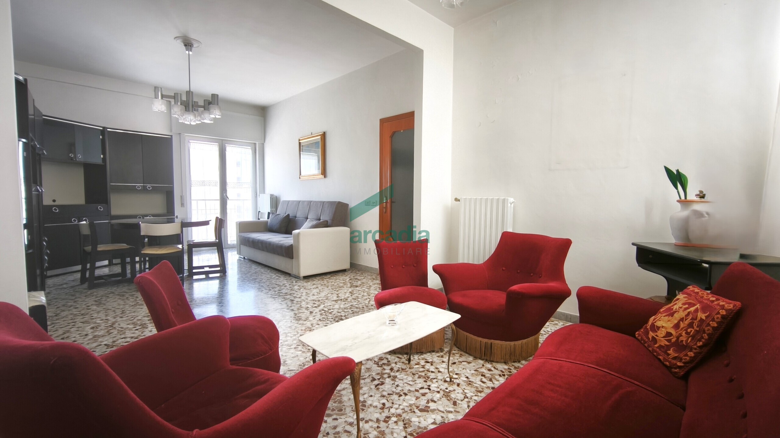 Quadrilocale da ristrutturare in via roma 1d, Triggiano
