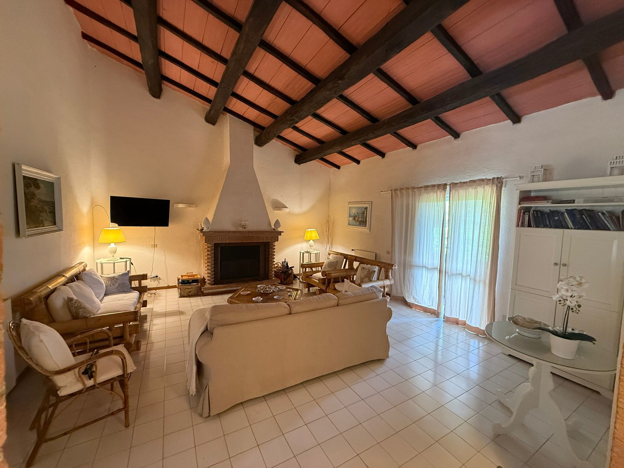 Casa indipendente con giardino in via delle gardenie 13, Orbetello