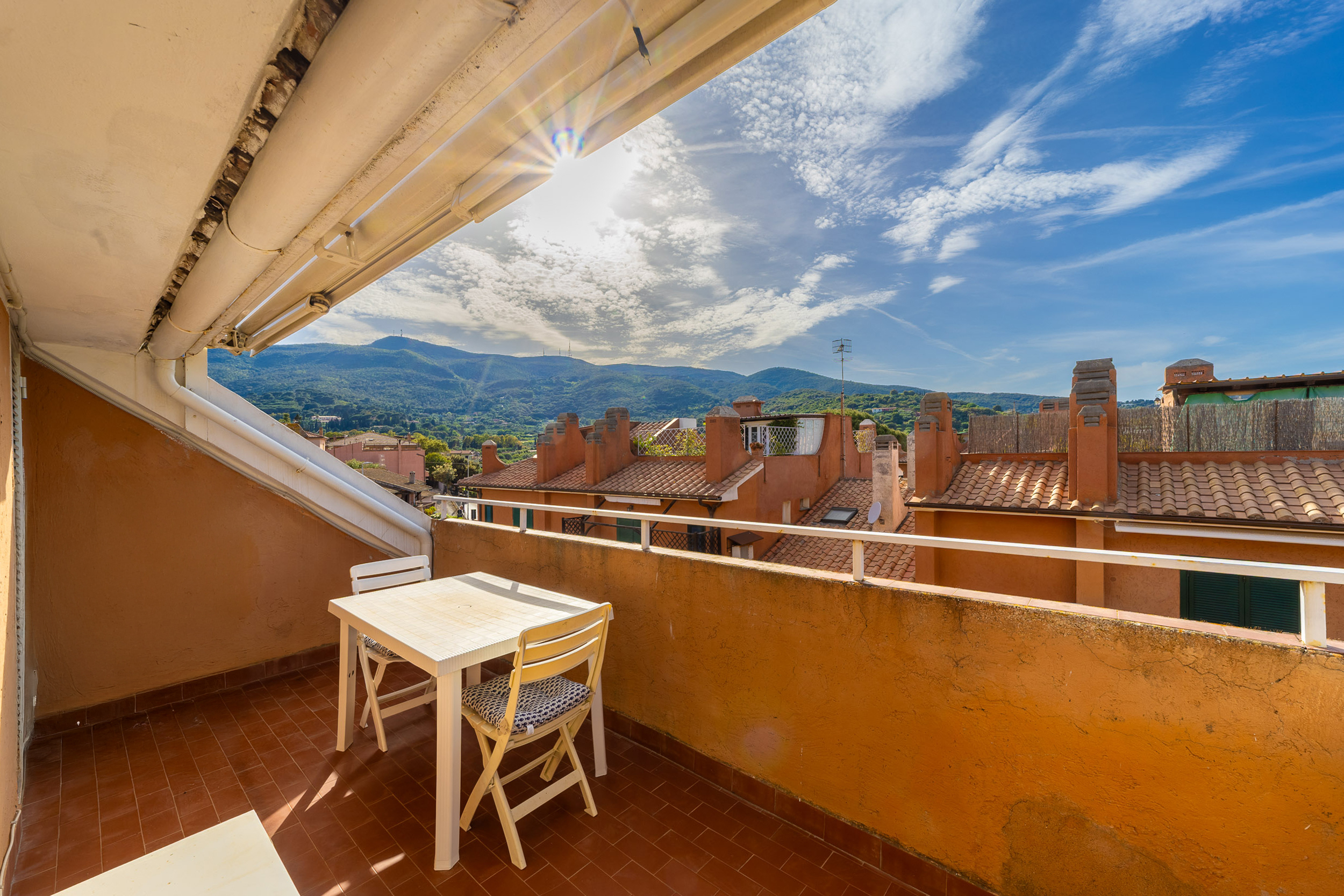 Trilocale con terrazzo in via provinciale orbetellana 151, Monte Argentario