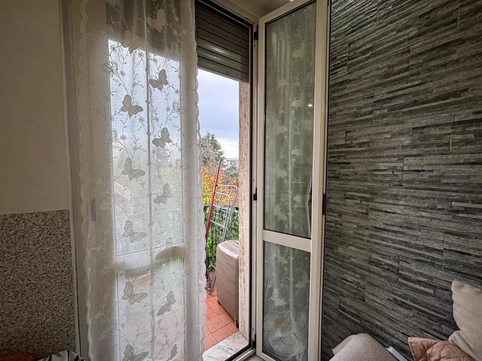 Trilocale ristrutturato in via mario greppi 13, Senago