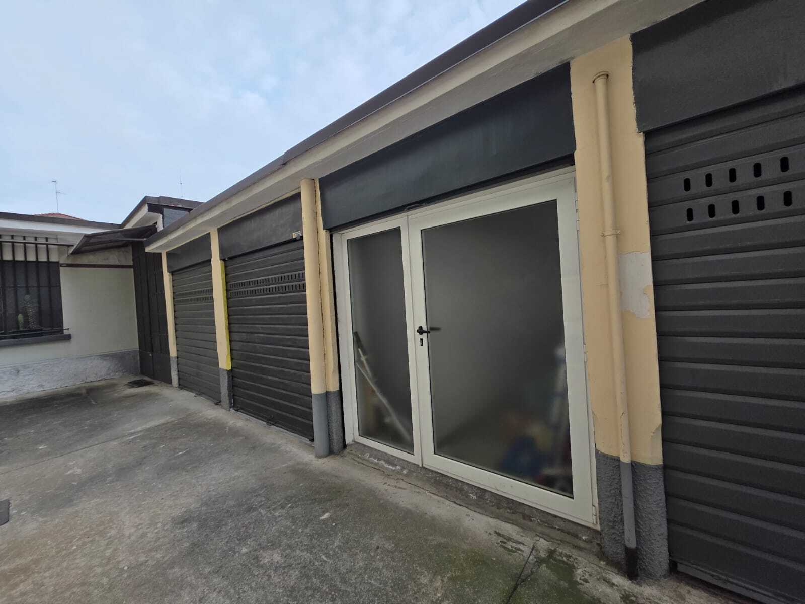 Posto auto coperto in vendita in via oslavia 23, Sesto San Giovanni