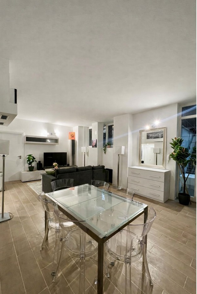 Appartamento ristrutturato in via stefanardo da vimercate 19, Vimercate