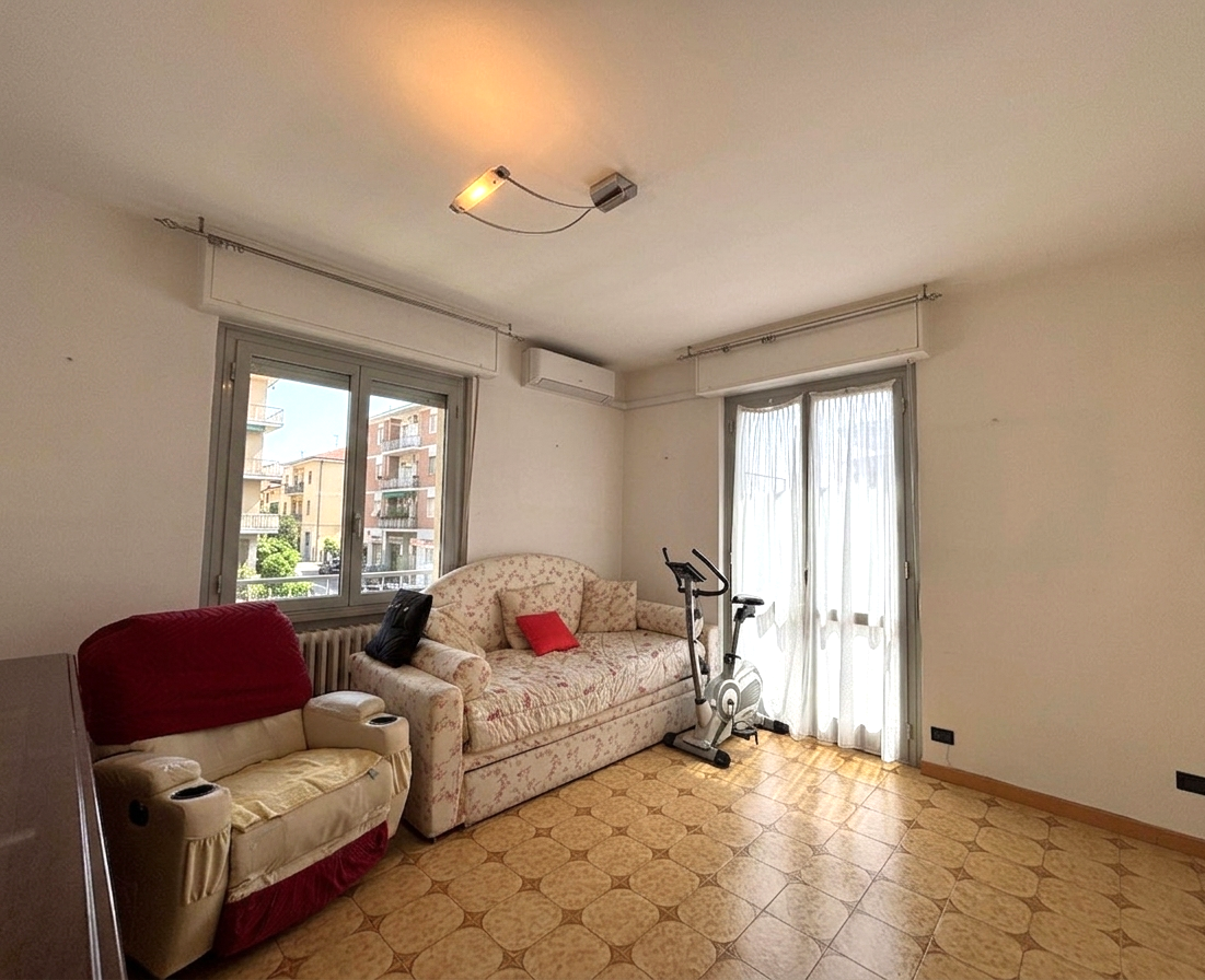 Bilocale in affitto in via liguria 4, Monza