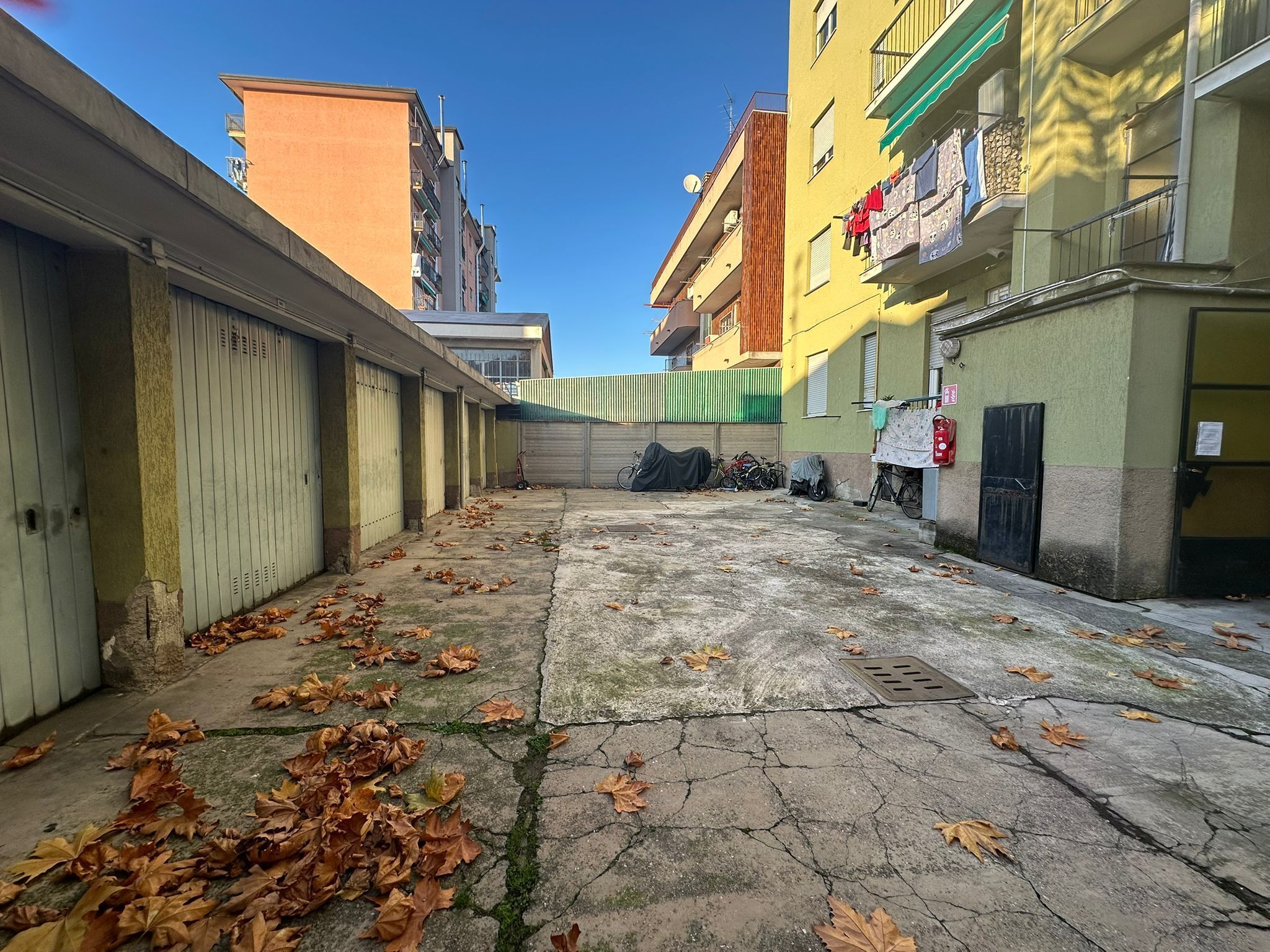 Posto auto coperto in vendita in via abramo lincoln 12, Cinisello Balsamo