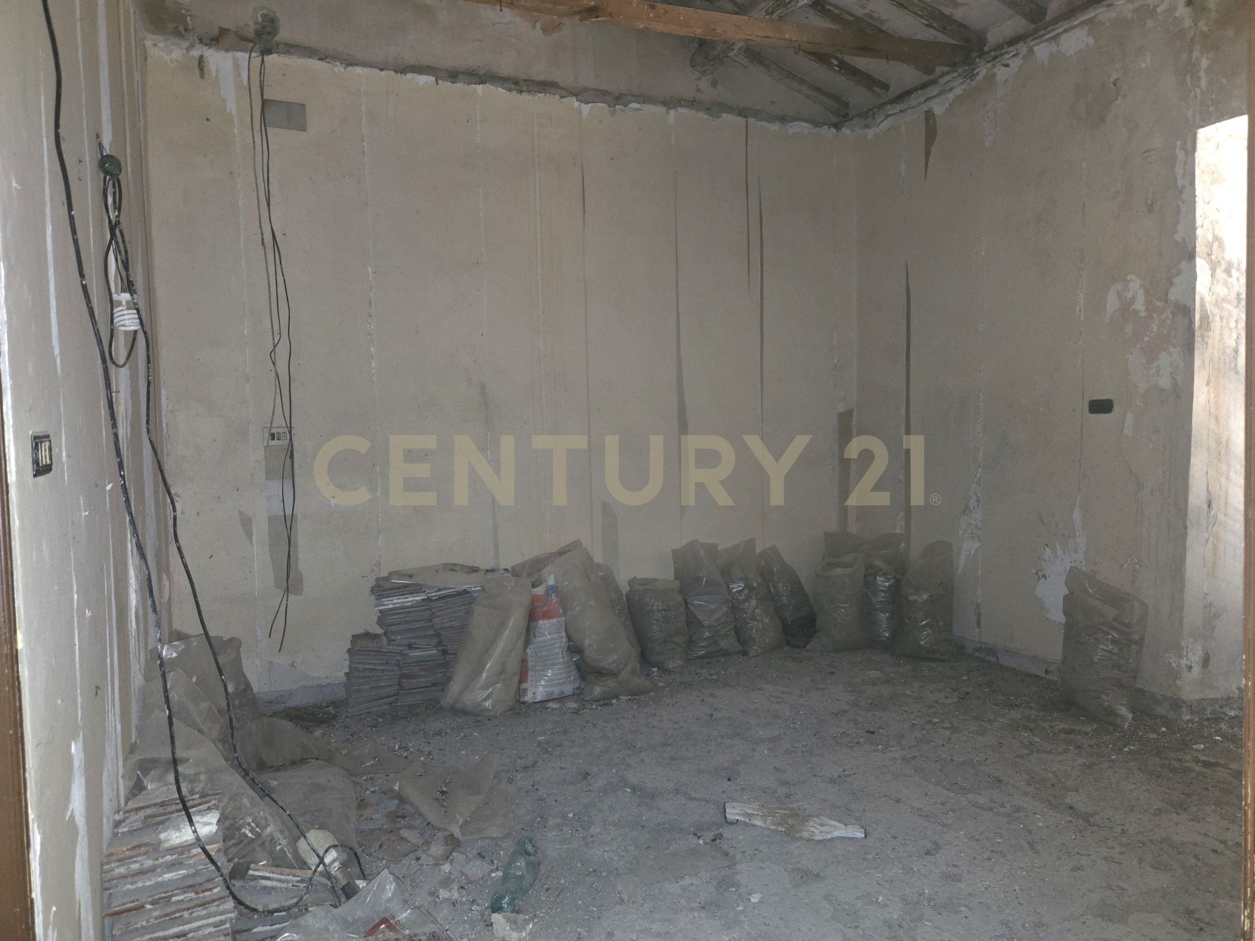 Casa indipendente da ristrutturare in vicolo cairoli 22, Stimigliano