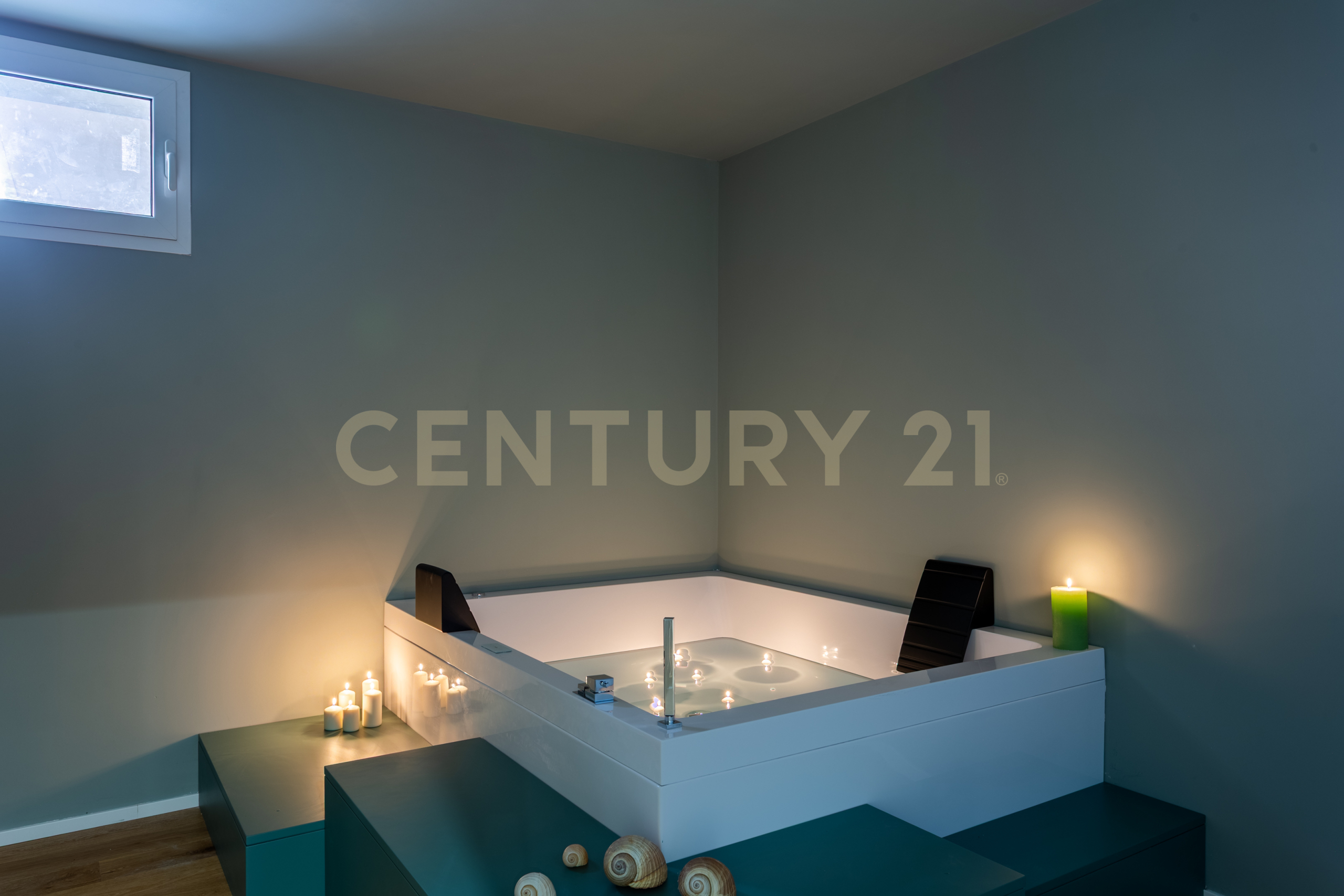 Loft ristrutturato in via dell'olmata 30, Roma