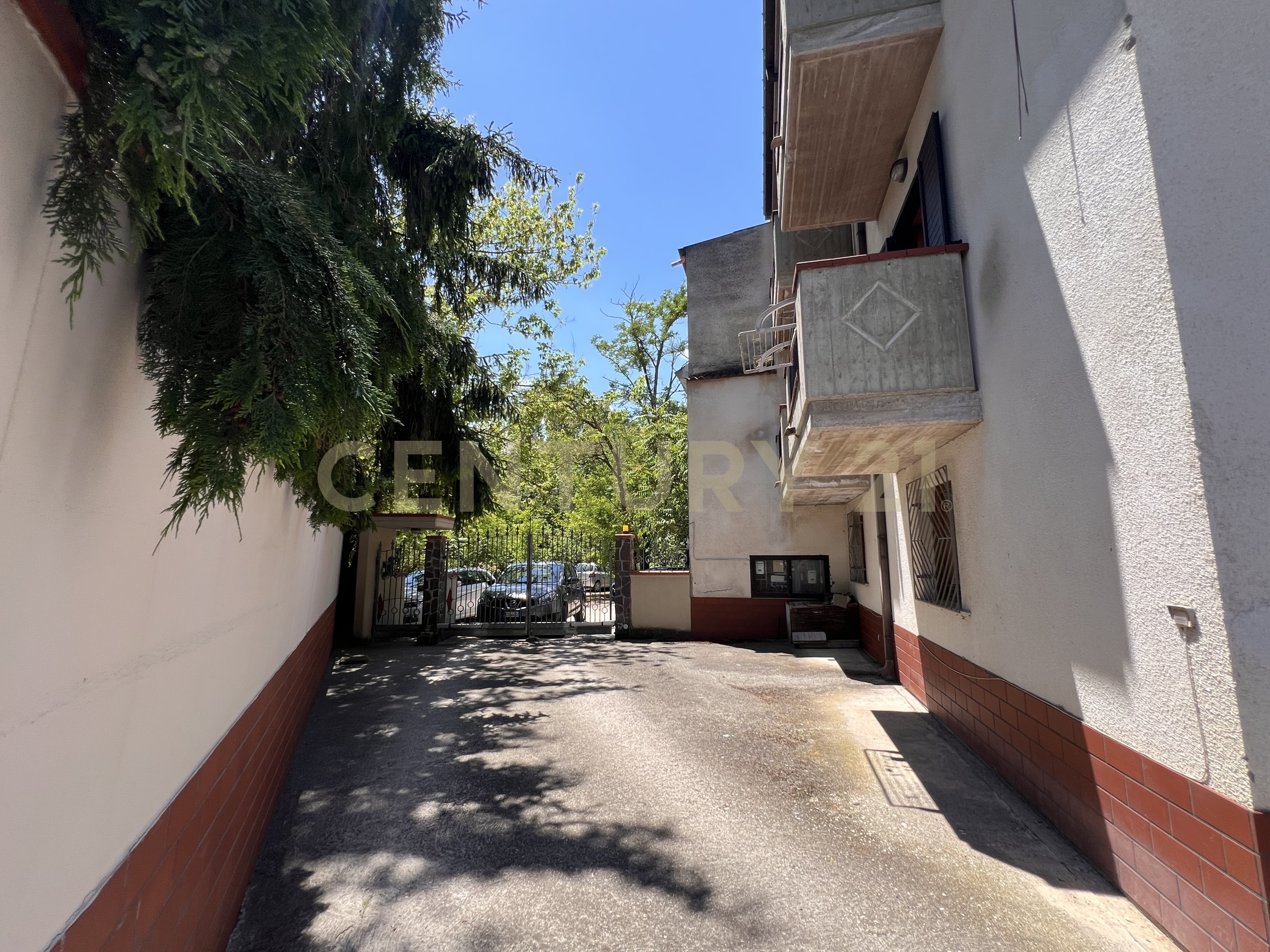 Villa con giardino in contrada villa cassetti, Montorio al Vomano