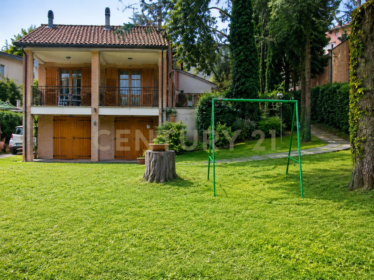 Stabile/Palazzo con giardino in via cassia 43, Acquapendente