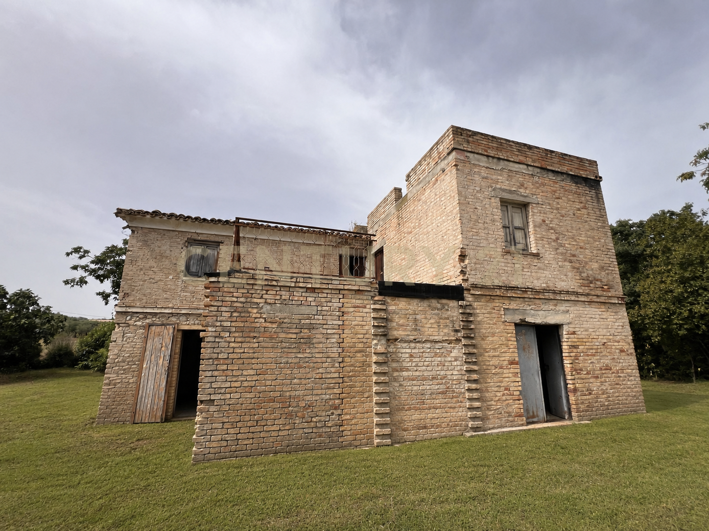 Casa indipendente con giardino in contrada scannella inferiore snc, Loreto Aprutino