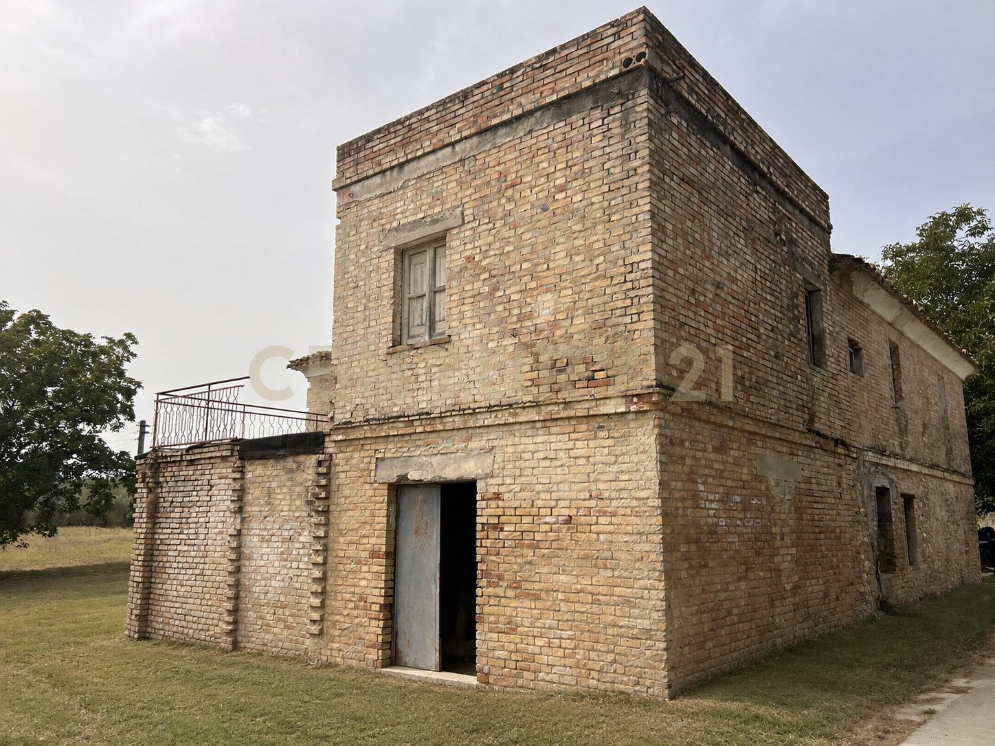 Casa indipendente con giardino in contrada scannella inferiore snc, Loreto Aprutino