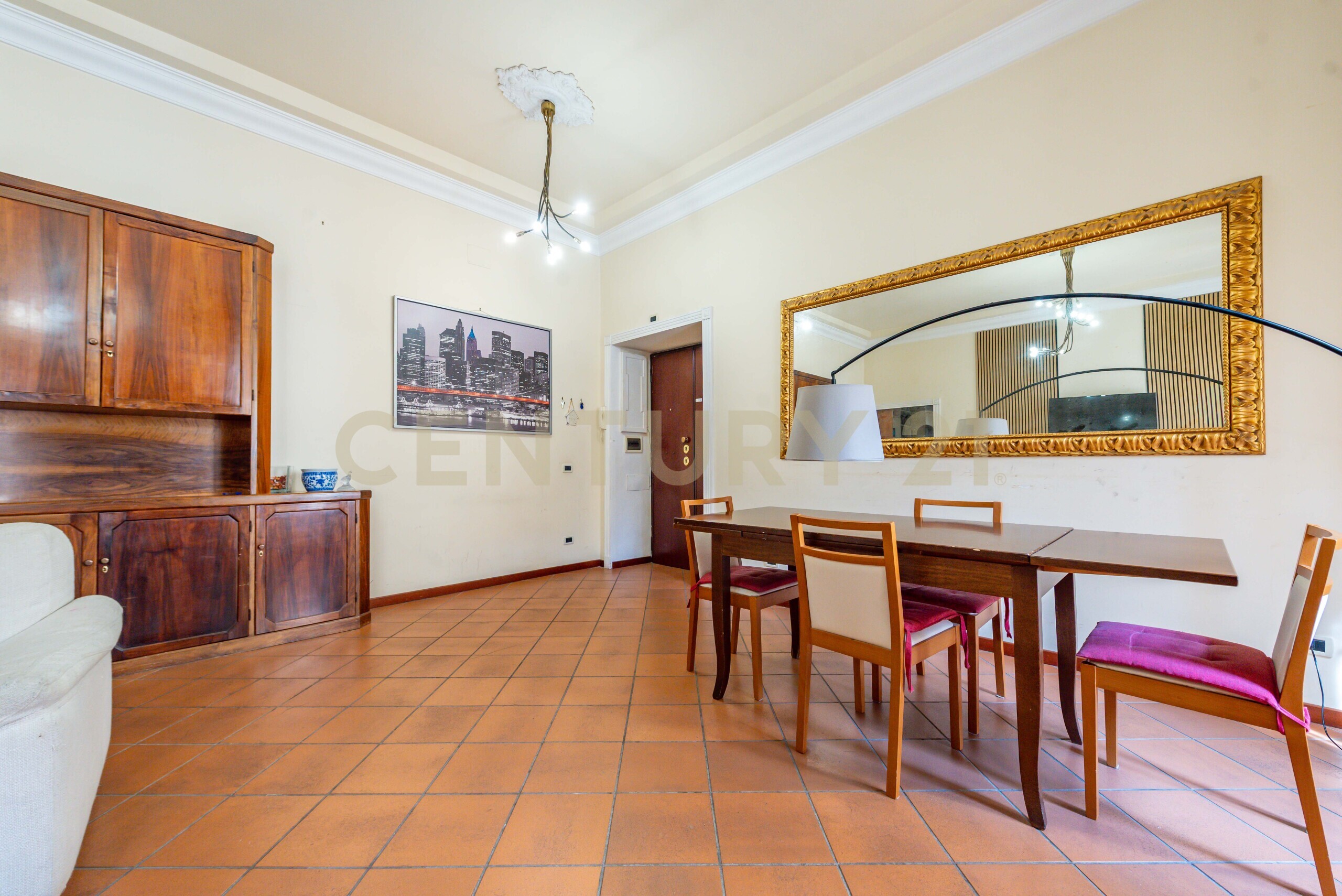 Appartamento con terrazzo in via fabio massimo 57, Roma
