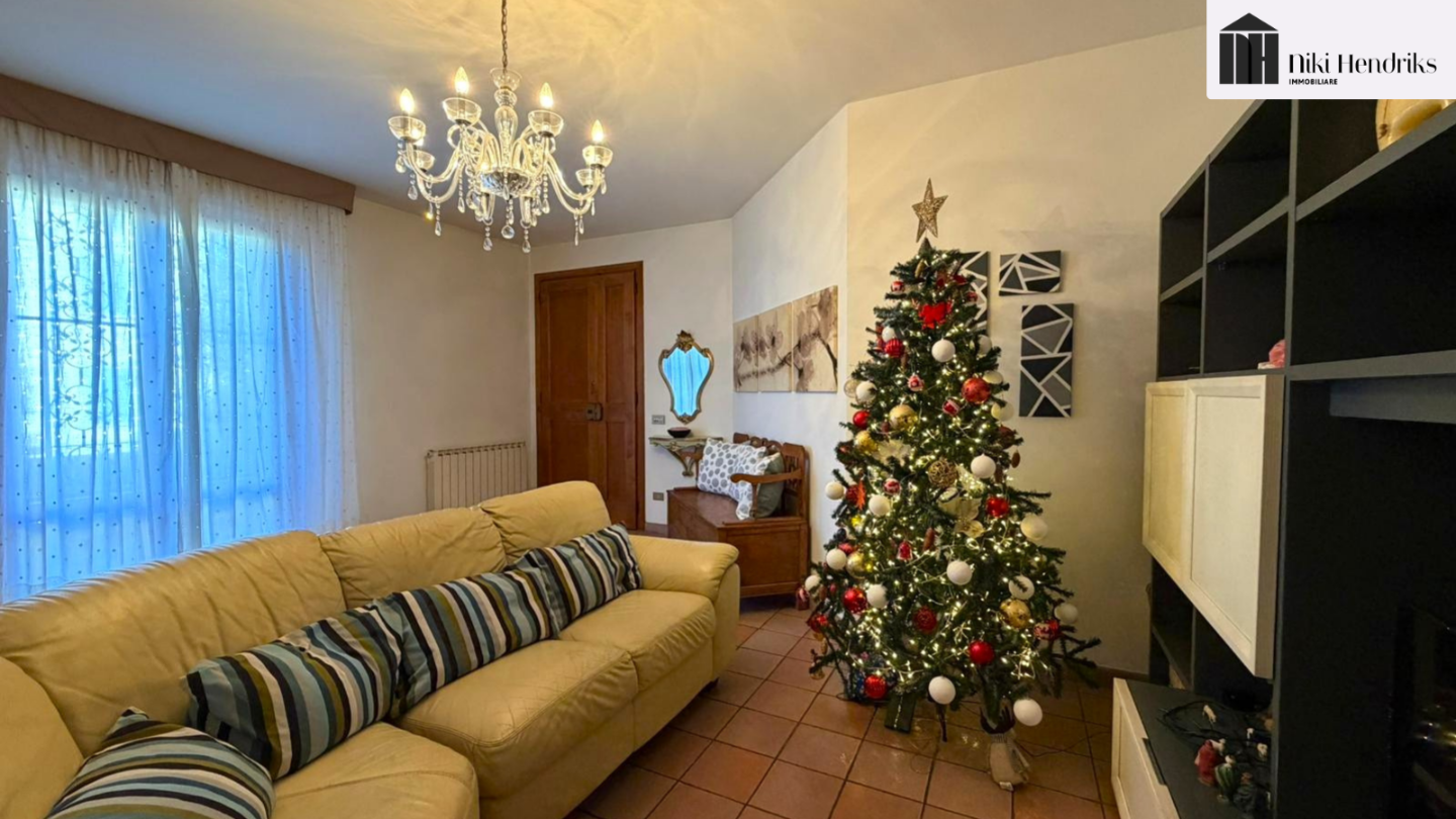 Villa con giardino a Santa Croce sull'Arno