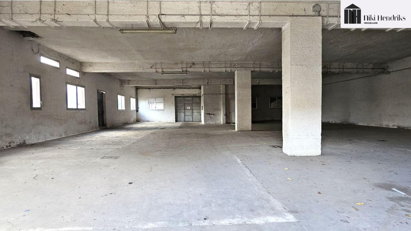 Capannone in vendita a Santa Croce sull'Arno