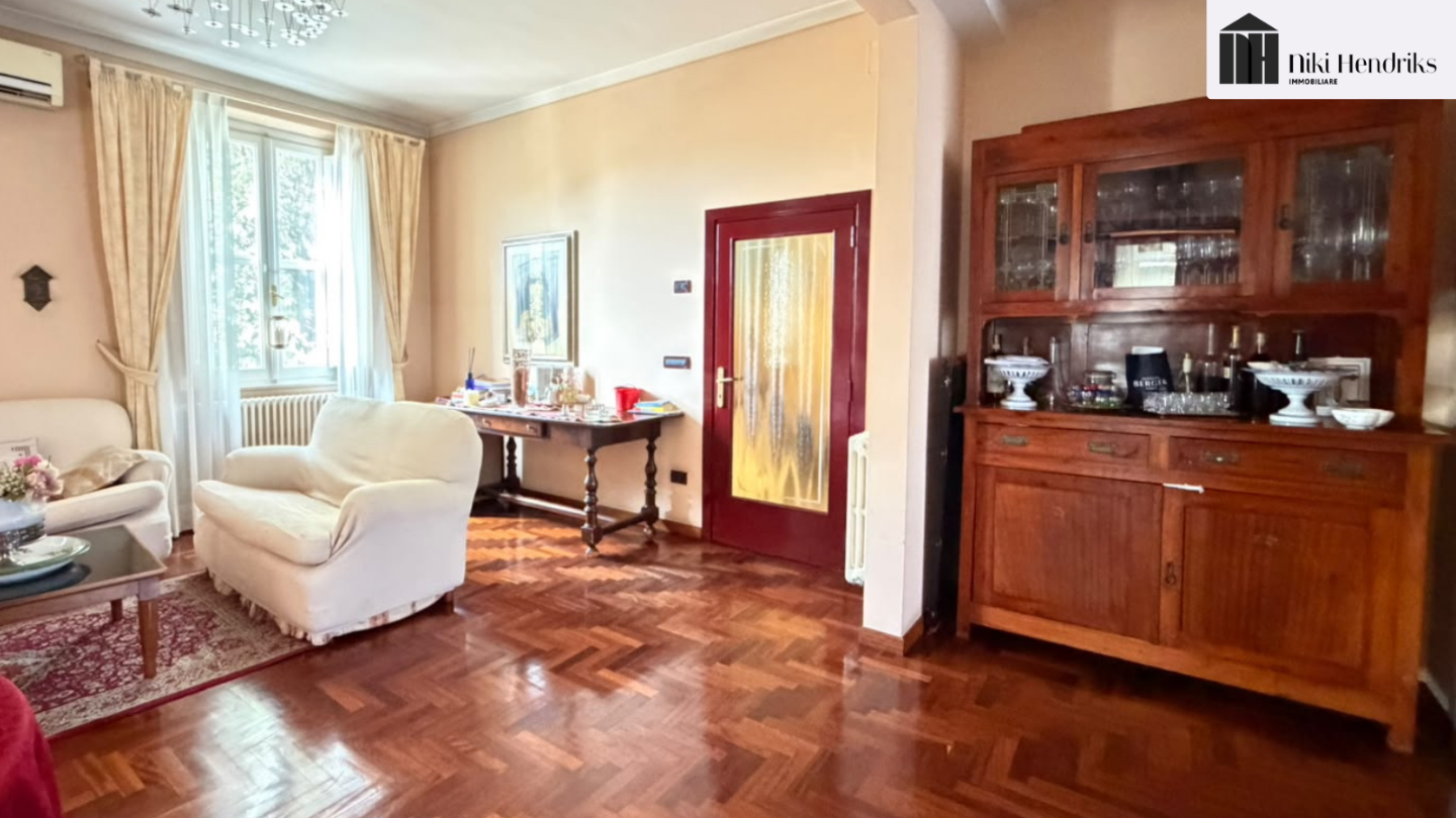 Appartamento con terrazzo a Santa Croce sull'Arno