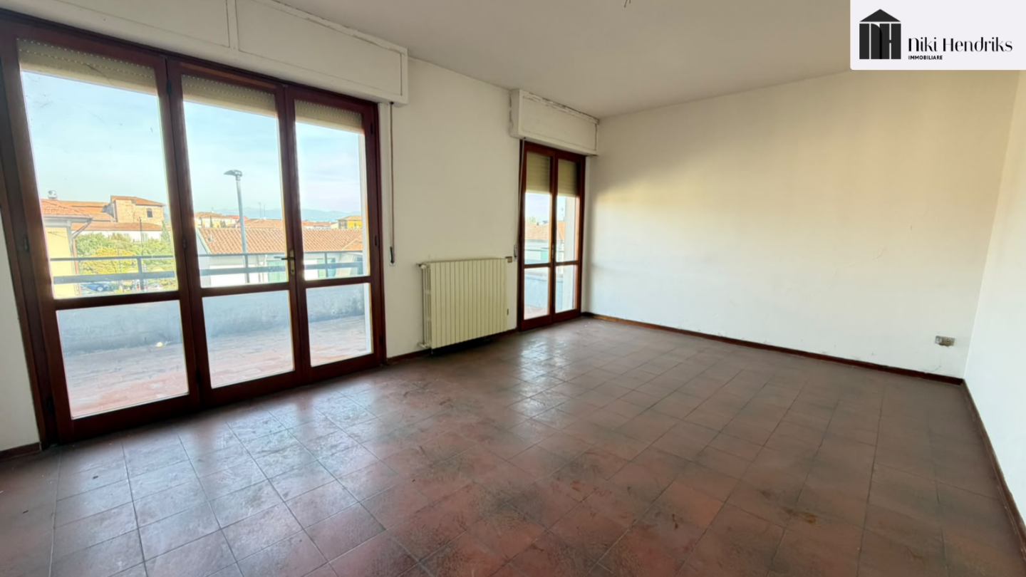 Quadrilocale con terrazzo a Santa Croce sull'Arno