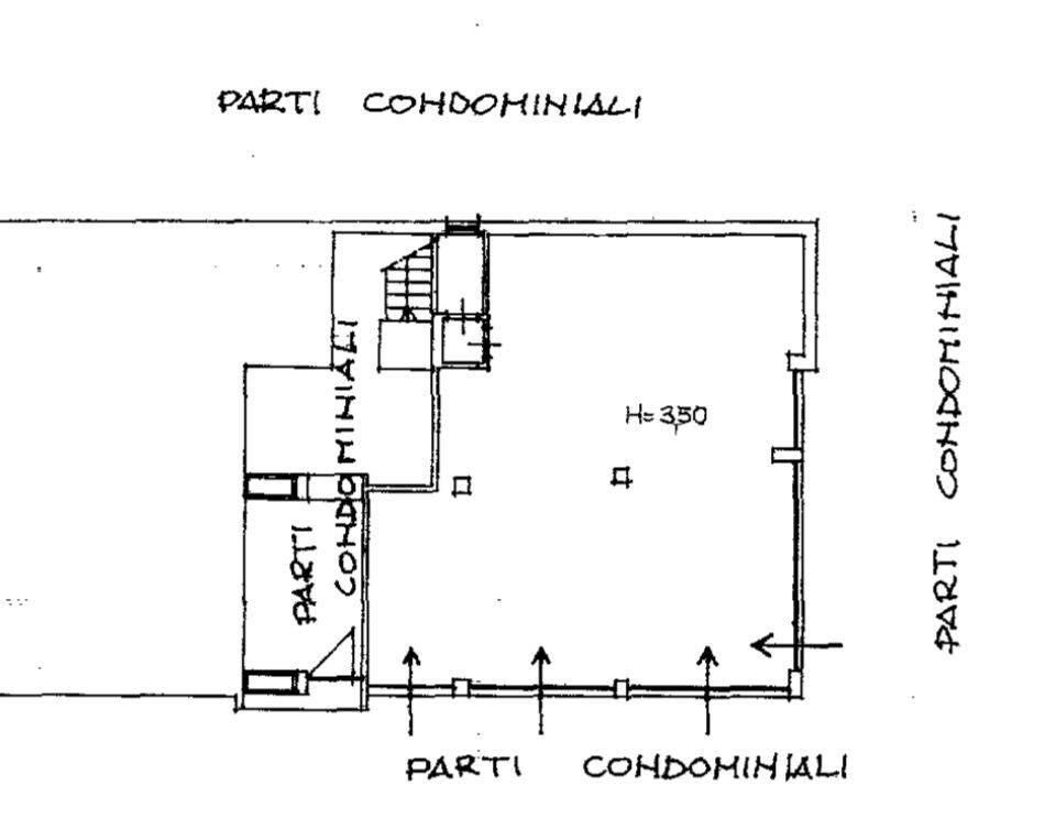 Locale commerciale in vendita a Firenze, Isolotto
