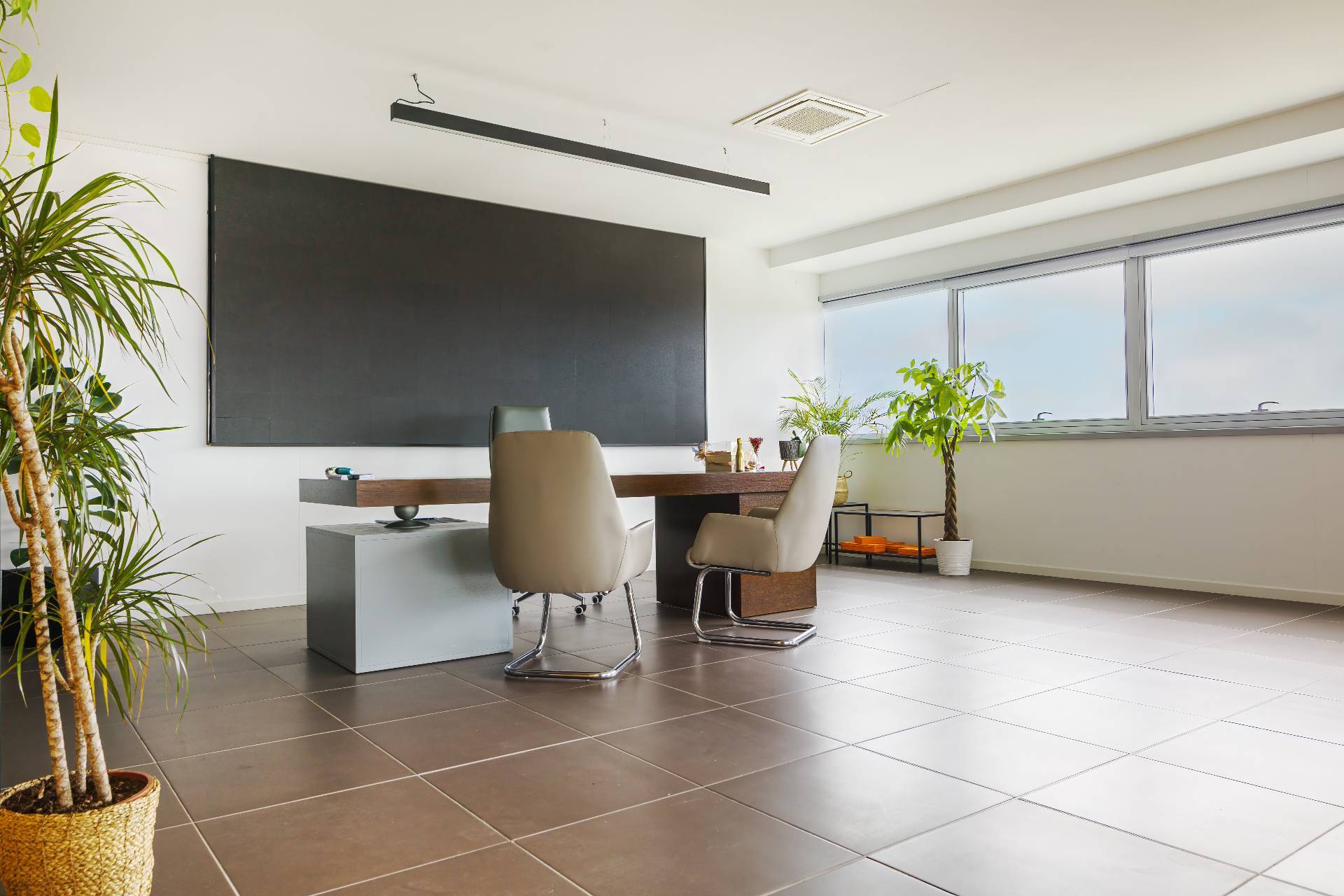 Studio/Ufficio in vendita a Prato, Macrolotto