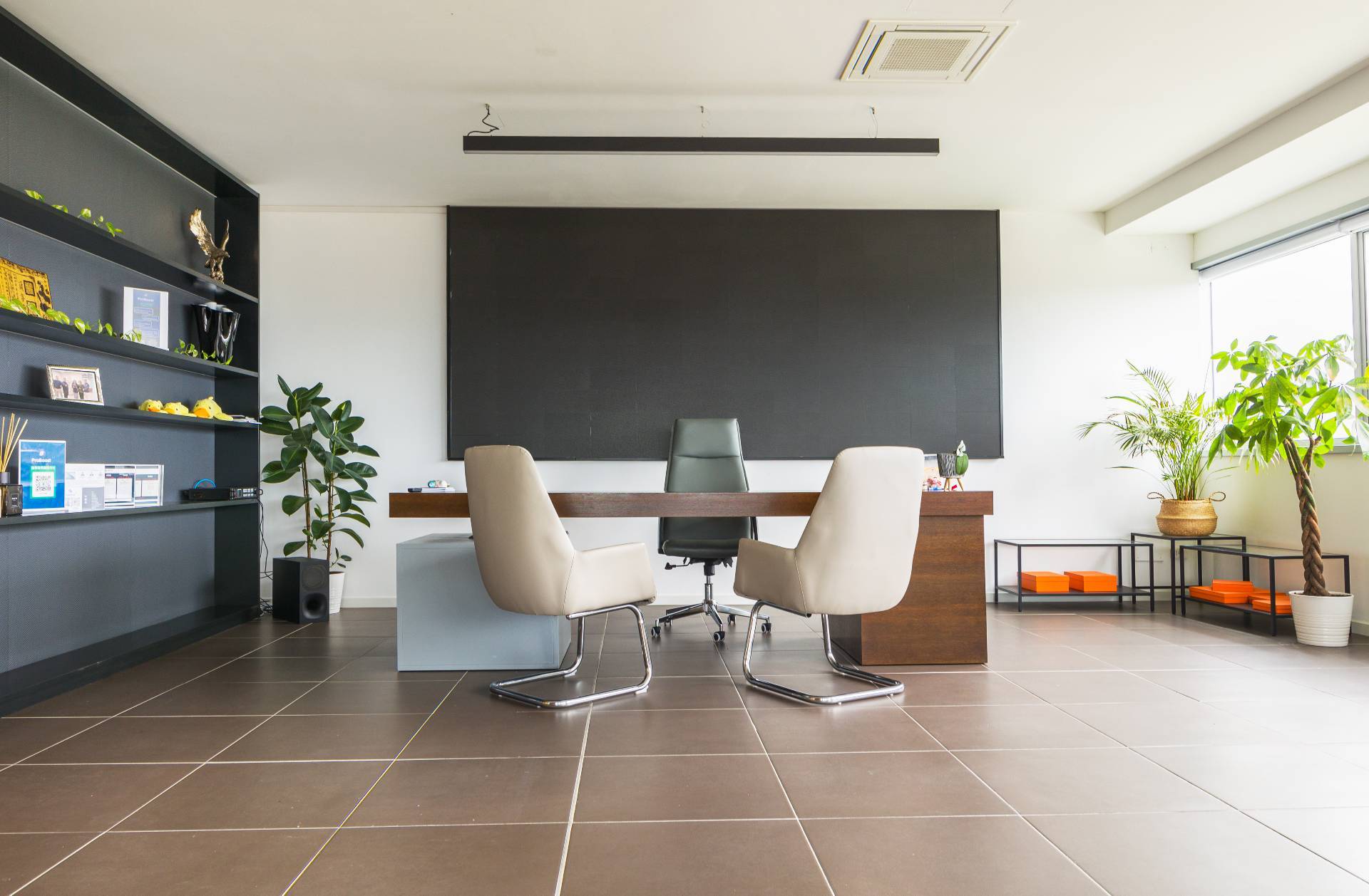 Studio/Ufficio in vendita a Prato, Macrolotto