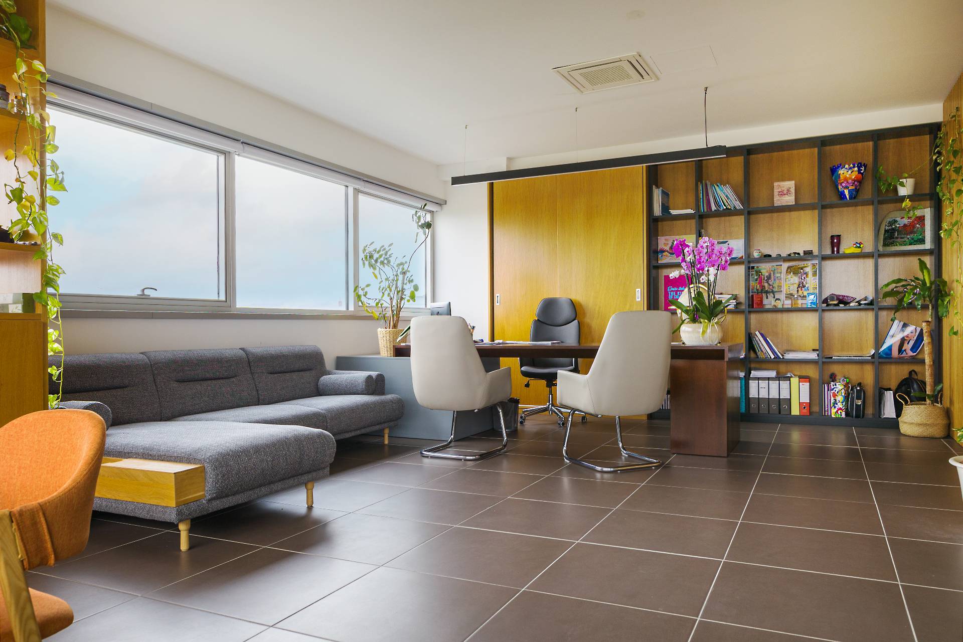 Studio/Ufficio in vendita a Prato, Macrolotto