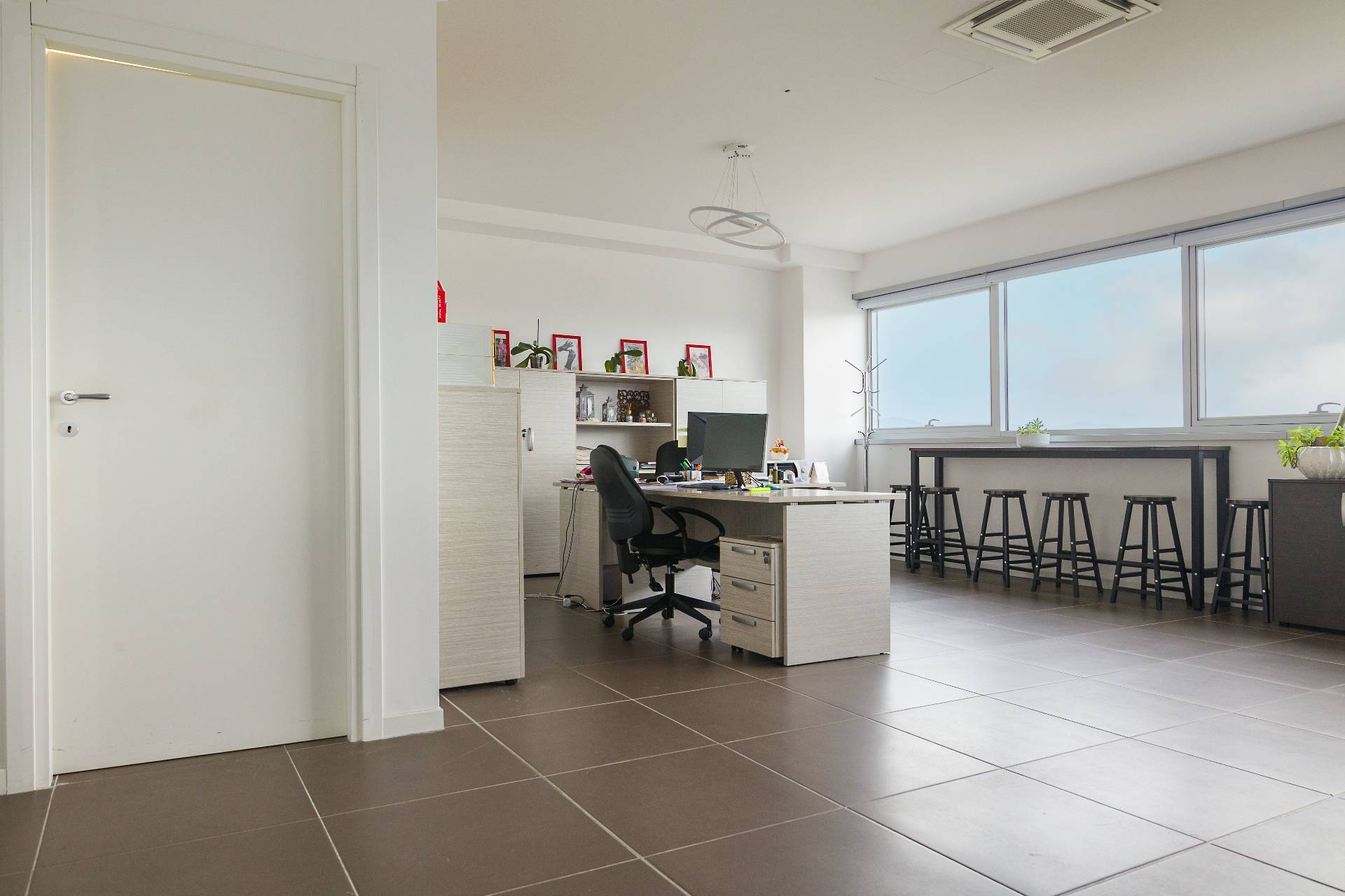 Studio/Ufficio in vendita a Prato, Macrolotto