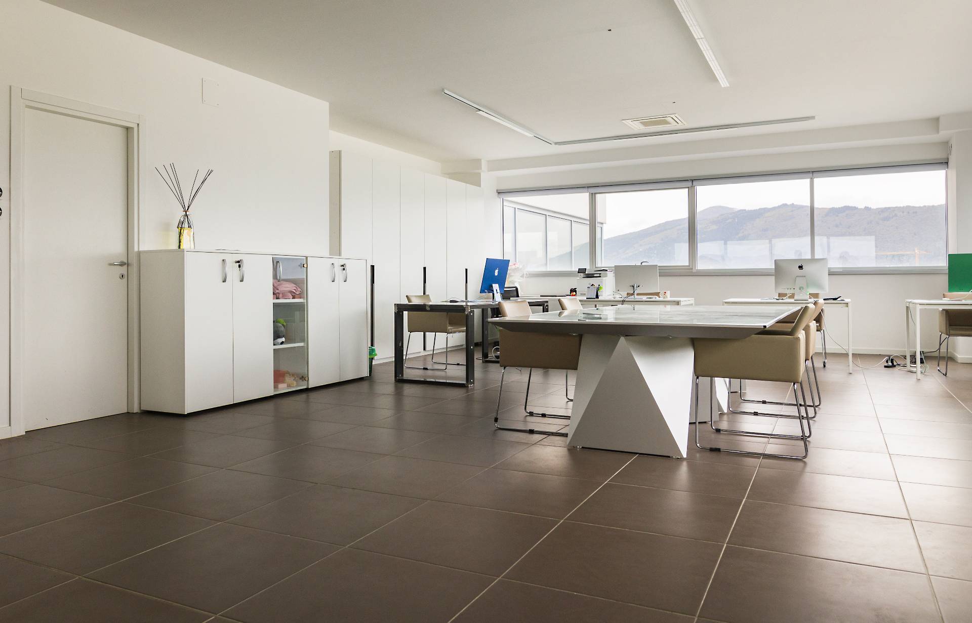 Studio/Ufficio in vendita a Prato, Macrolotto