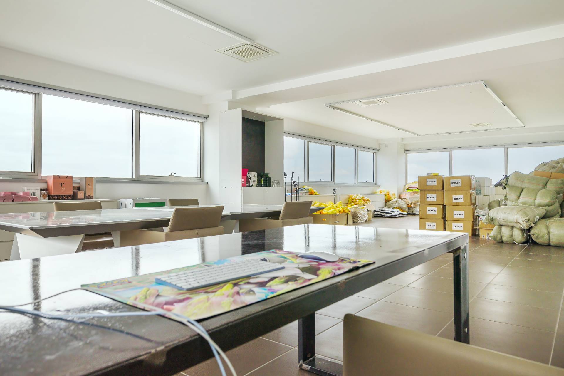 Studio/Ufficio in vendita a Prato, Macrolotto