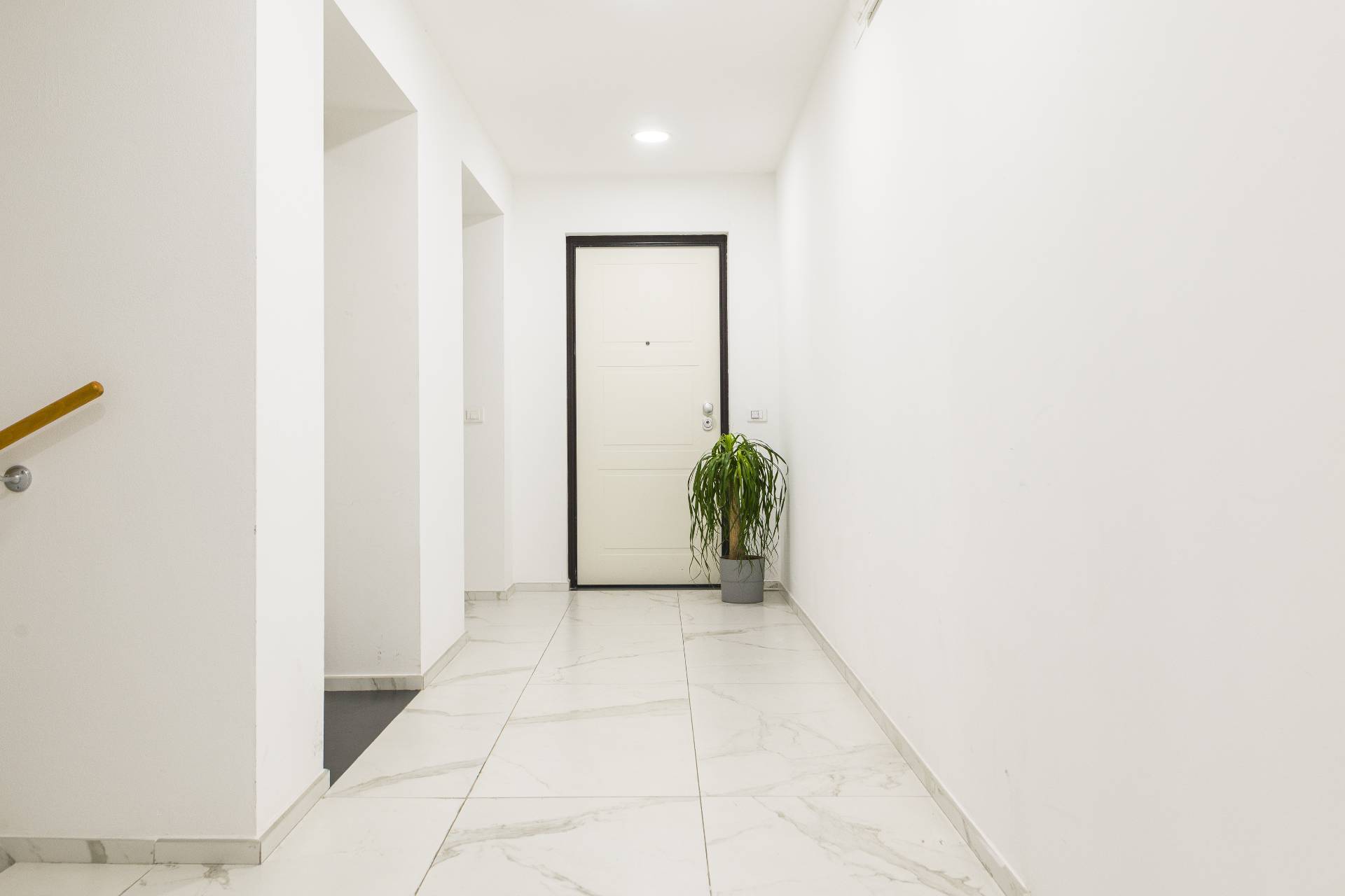 Studio/Ufficio in vendita a Prato, Macrolotto