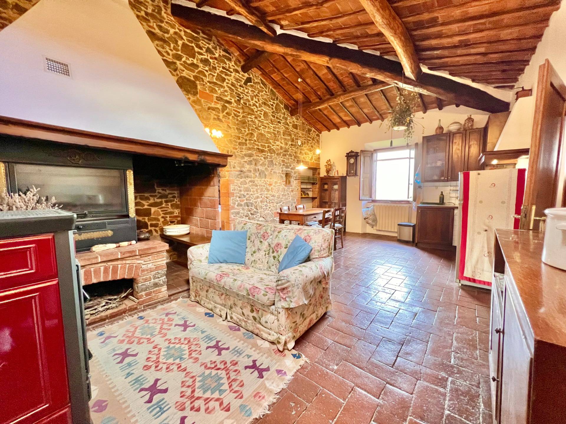 Appartamento in vendita a Radda in Chianti, Palagio