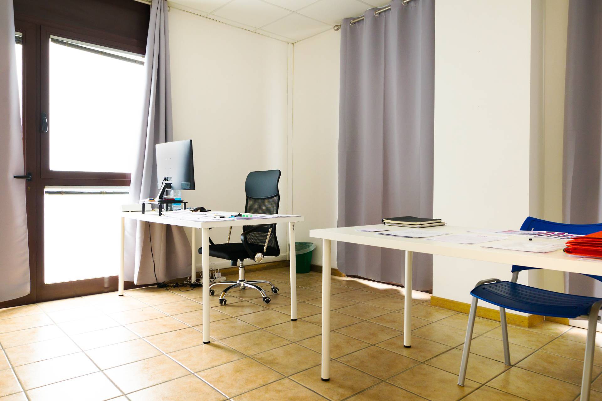 Studio/Ufficio in vendita a Siena, Periferia