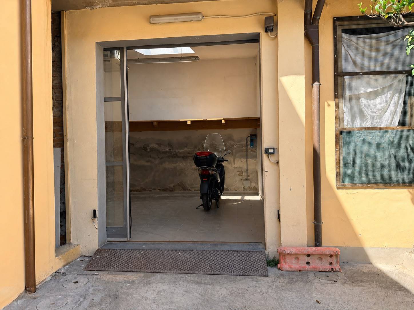 Locale commerciale in affitto a Firenze, Statuto