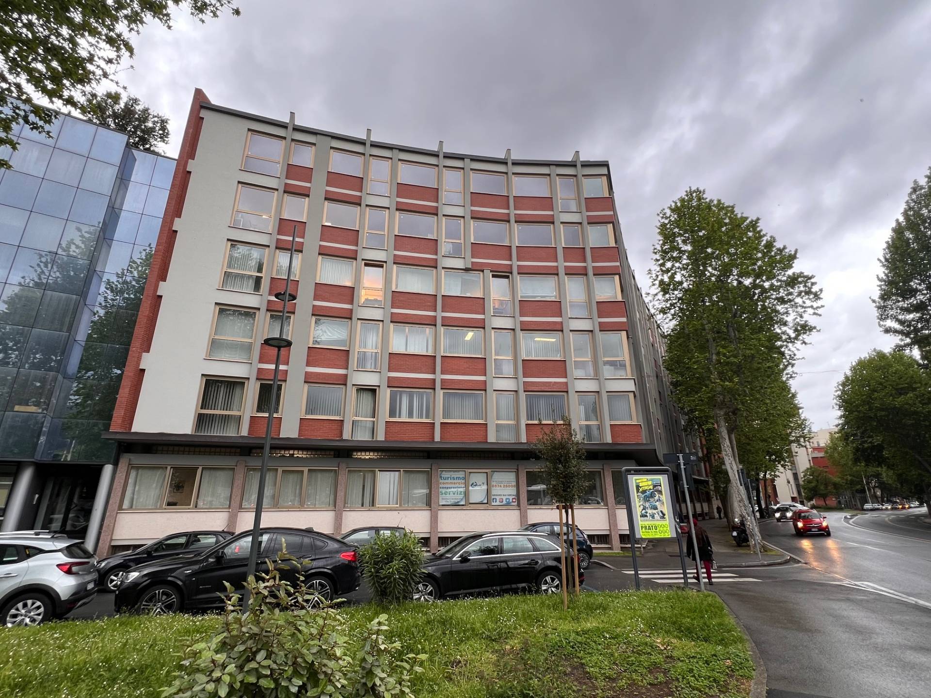 Studio/Ufficio in affitto a Prato, Stazione