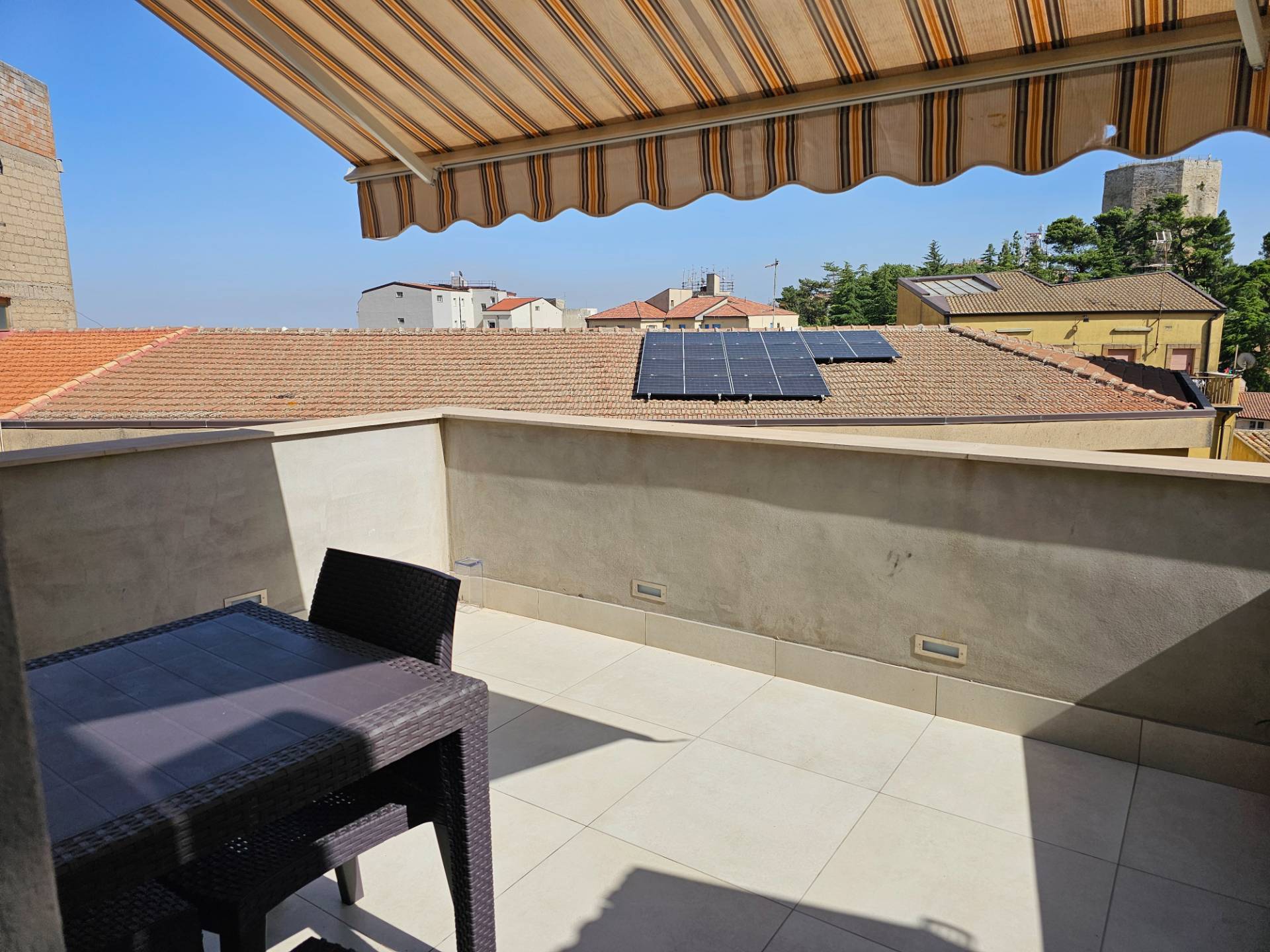 Casa singola in vendita a Enna, Centro storico - zona marginale