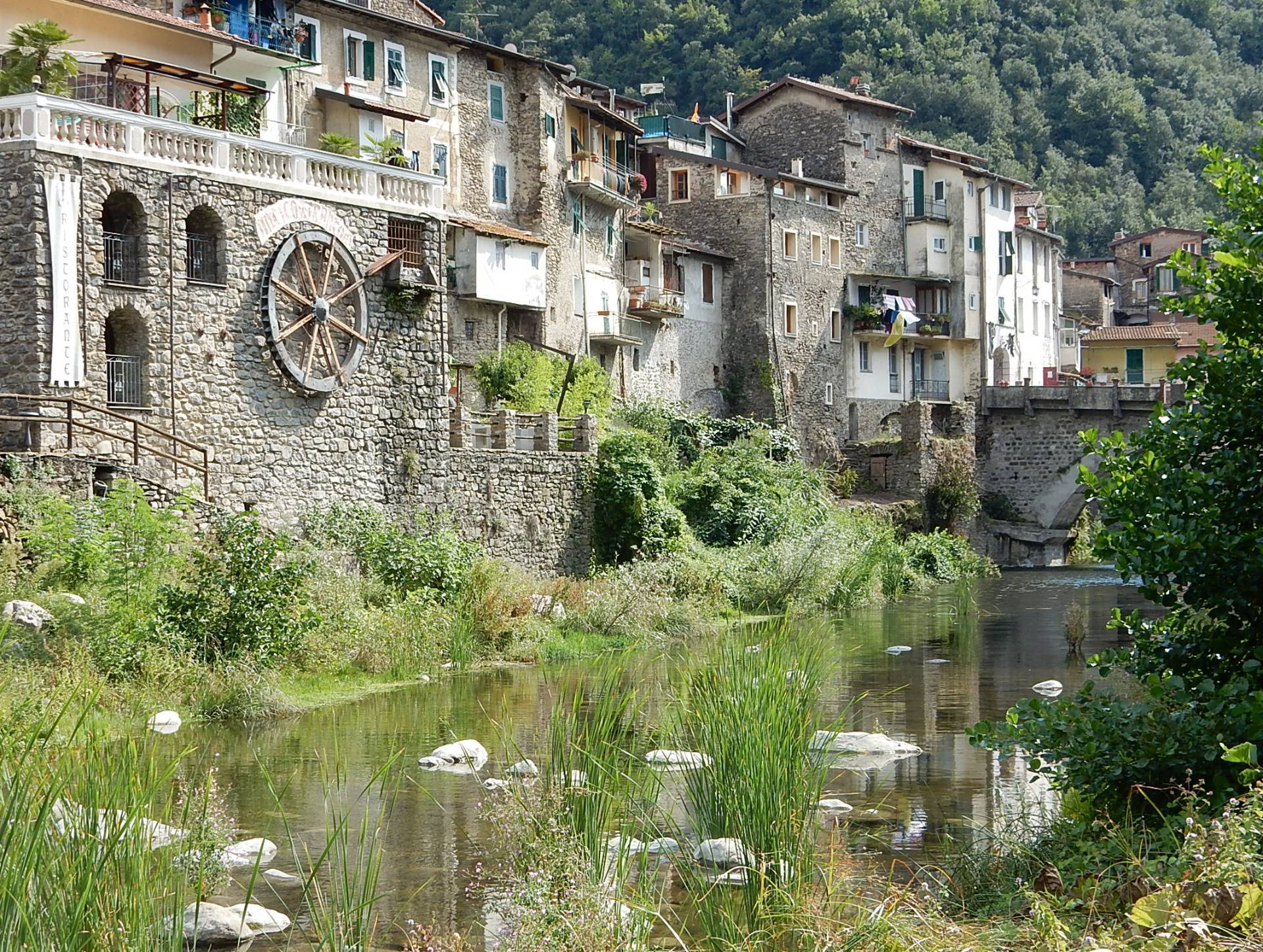 Casa singola in vendita a Isolabona