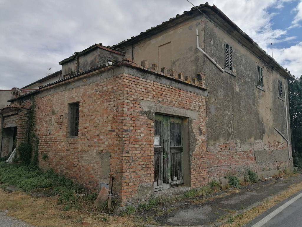 Casa indipendente con giardino a Cerreto Guidi