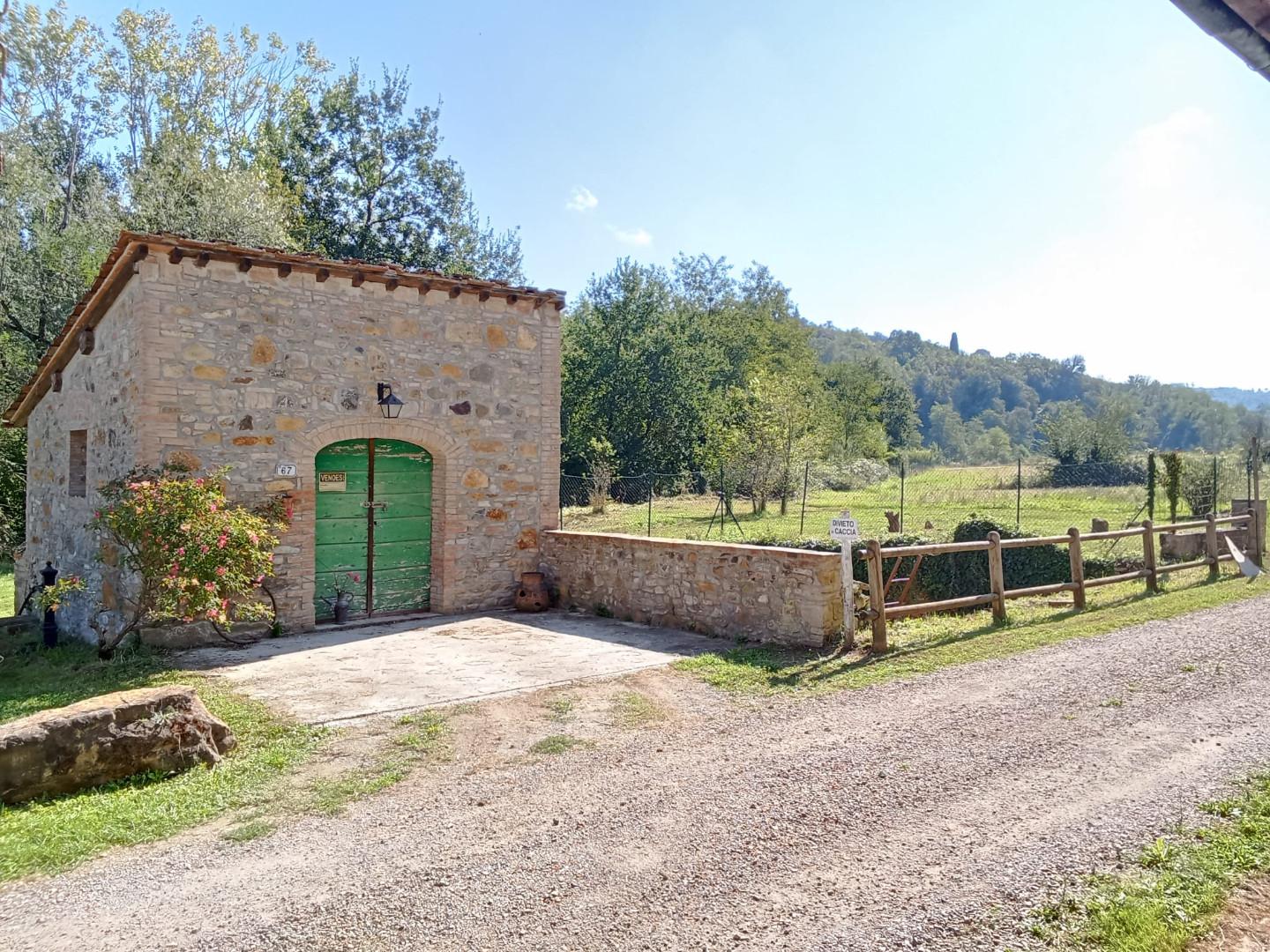 Rustico con giardino, Montaione alberi