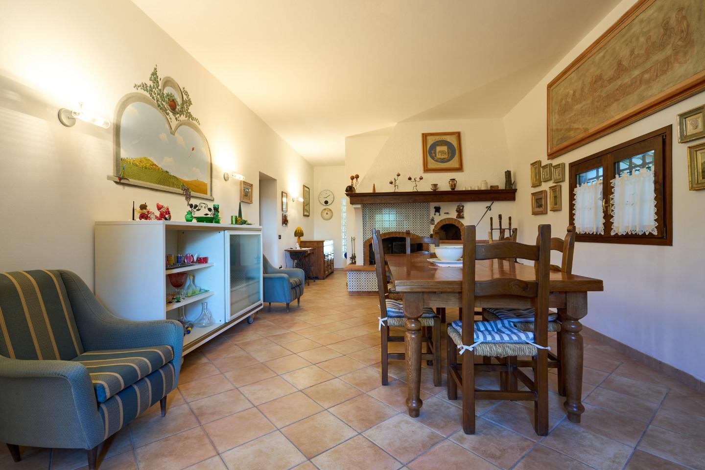 Rustico con giardino a Empoli