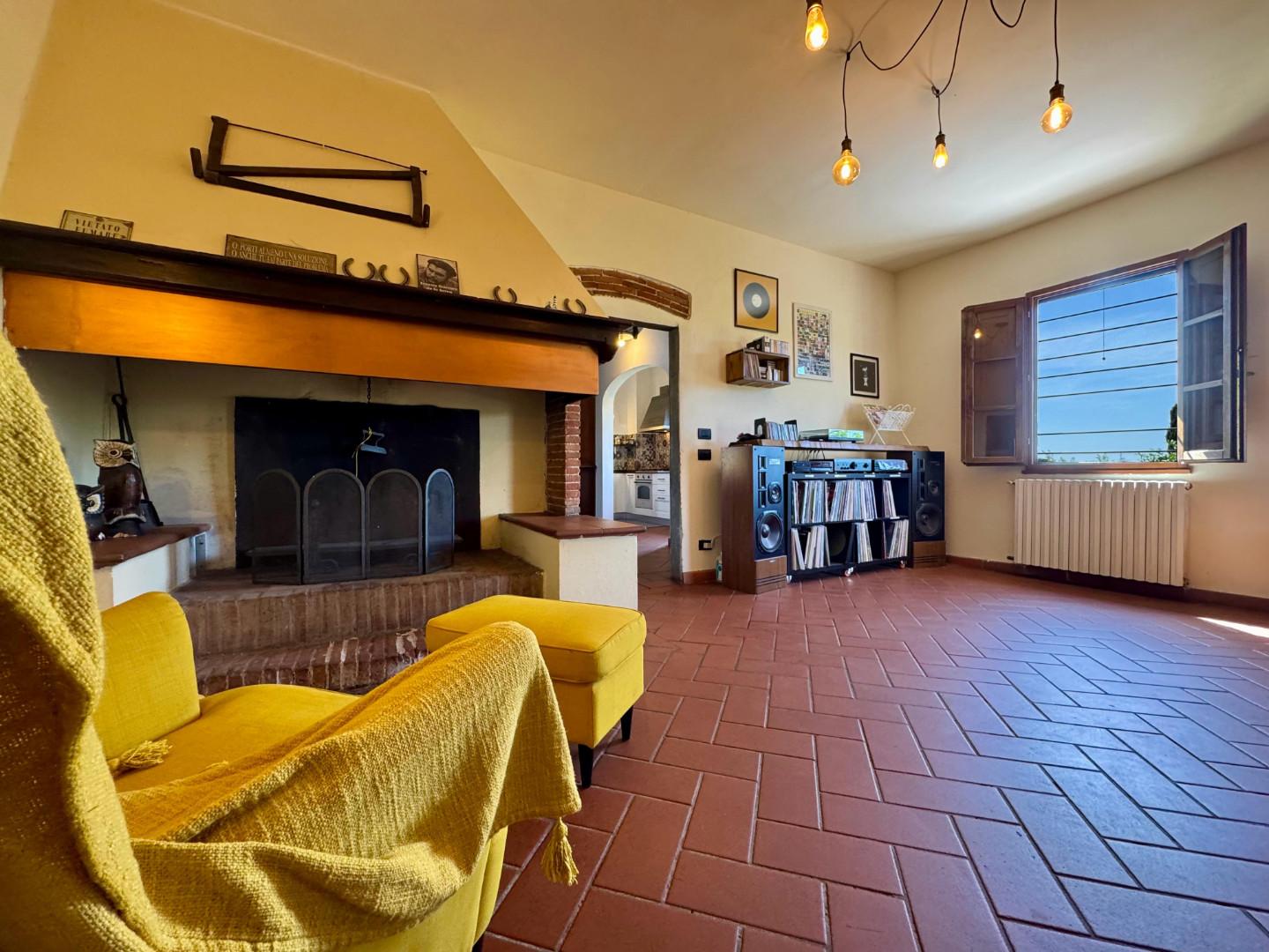 Rustico con giardino a Santa Croce sull'Arno